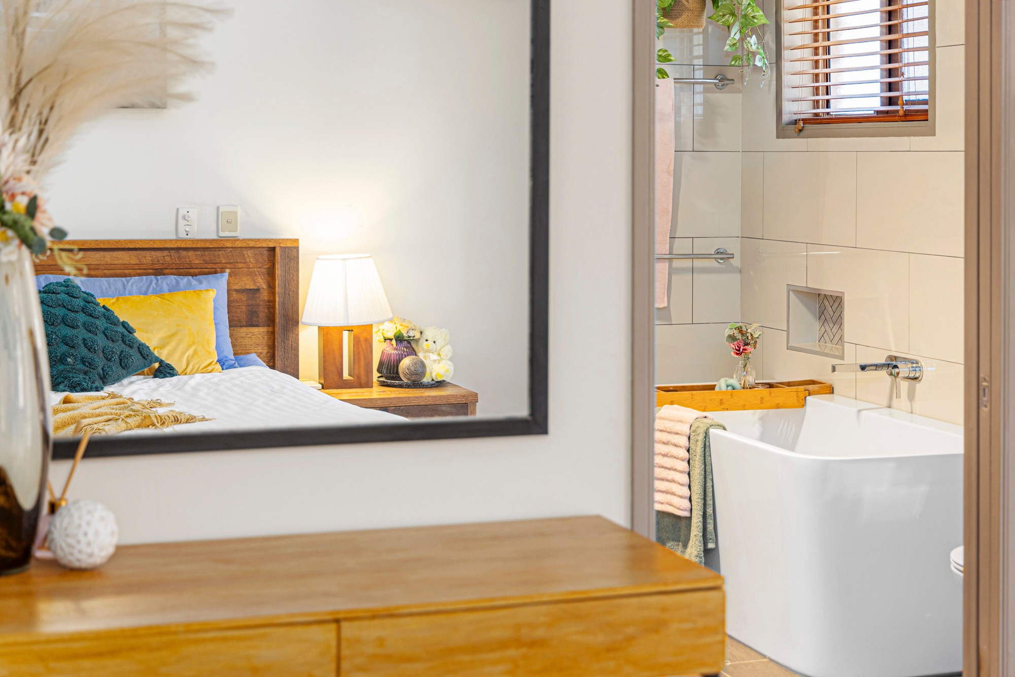 72 Tullamarine Drive, Robina, QLD 4226