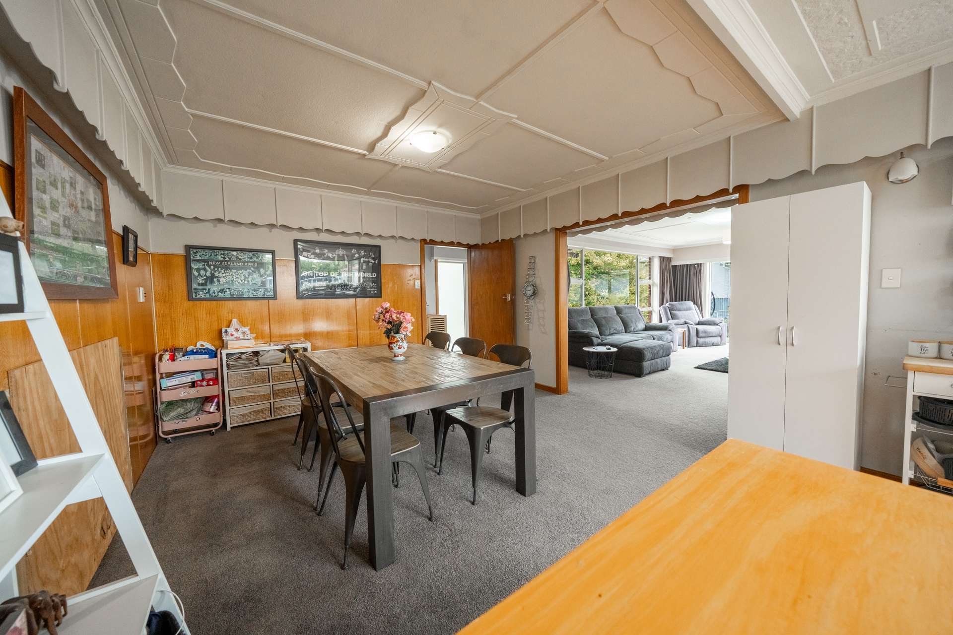 62 Anglem Street photo 2