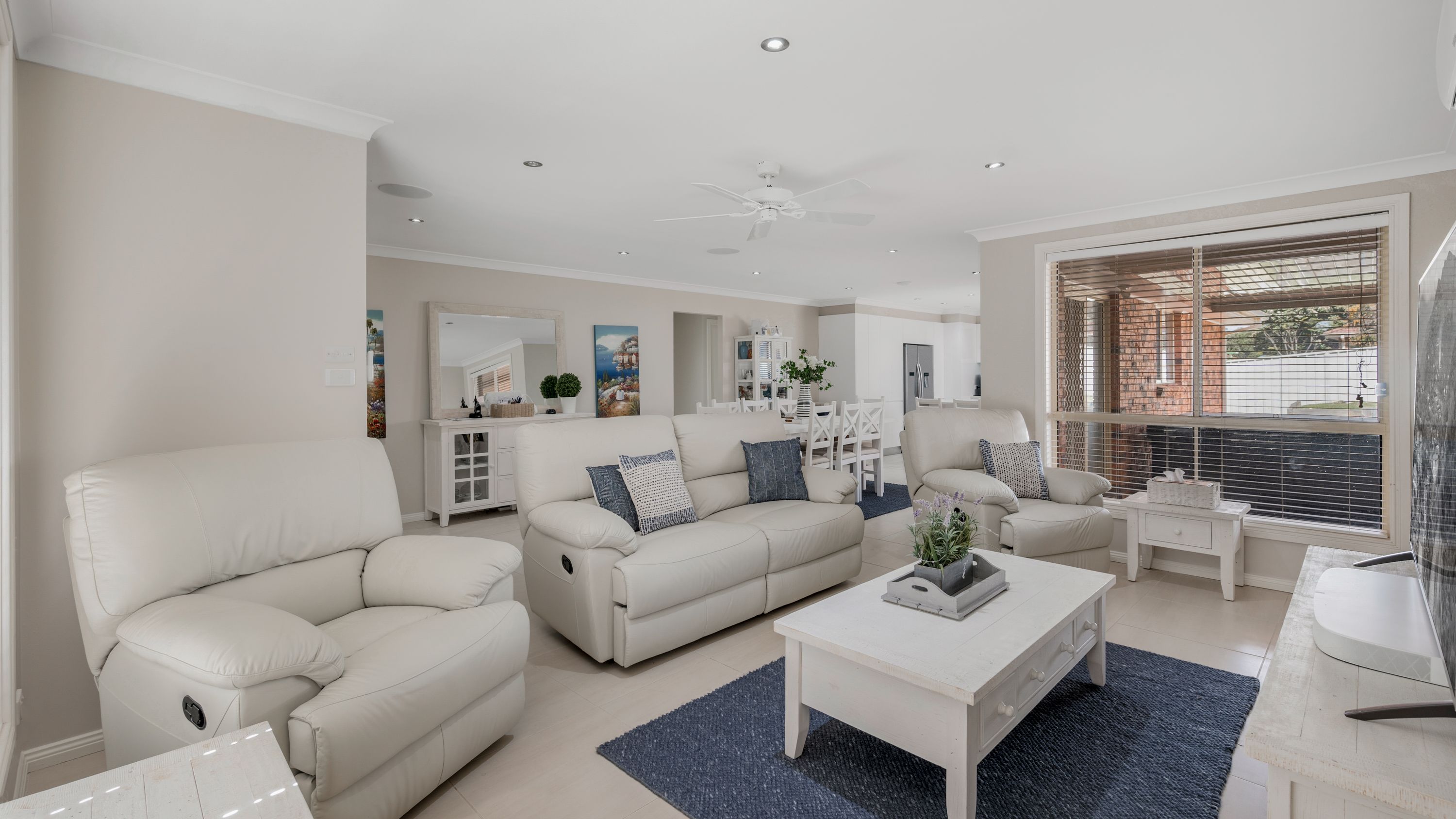 16 Budge Close, Glenmore Park, NSW 2745
