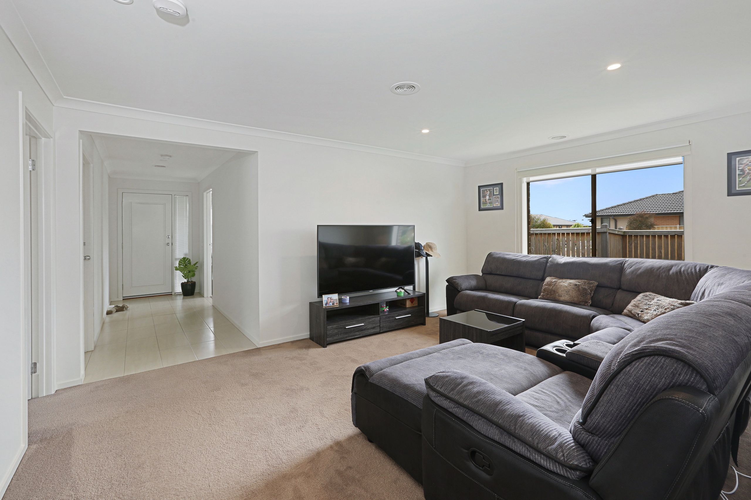 9 Winton Street, CHARLEMONT, VIC 3217