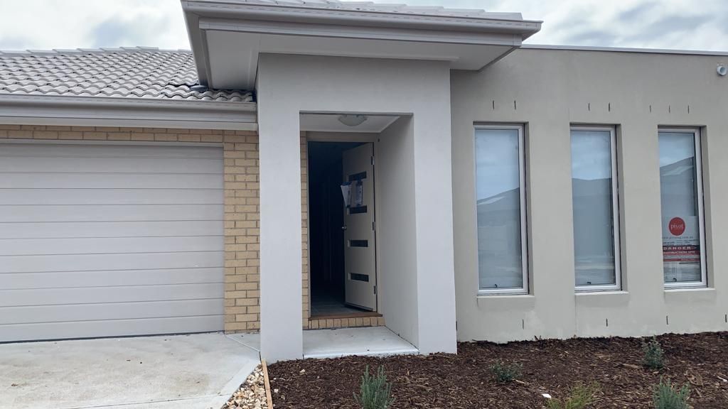 8 Lay Street, Tarneit, VIC 3029