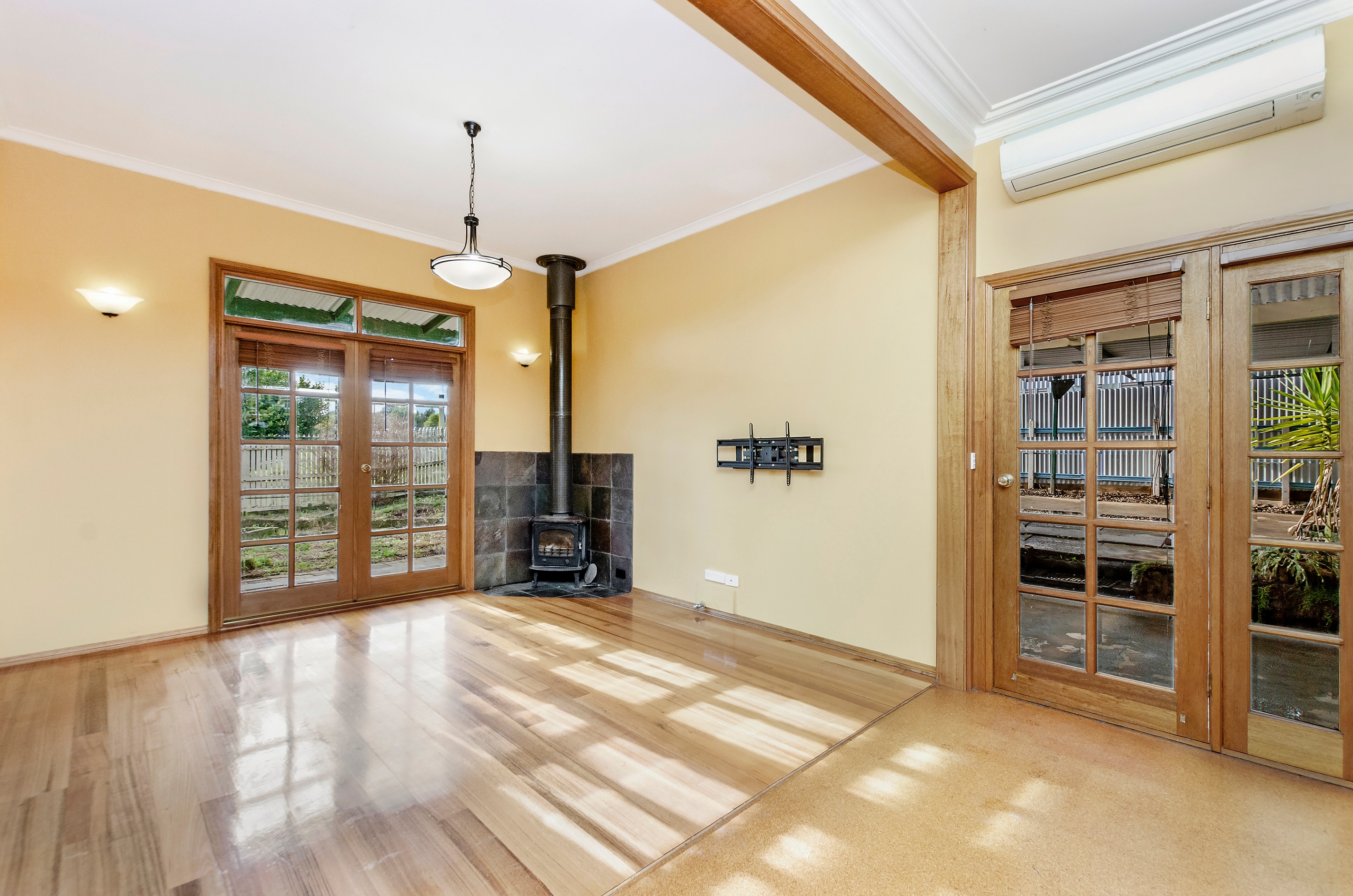 20 Walkers Lane, Koroit, VIC 3282