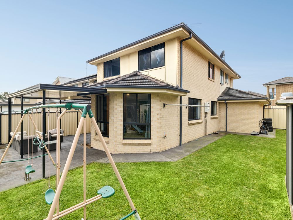 11 Gundary Close, Prestons, NSW 2170