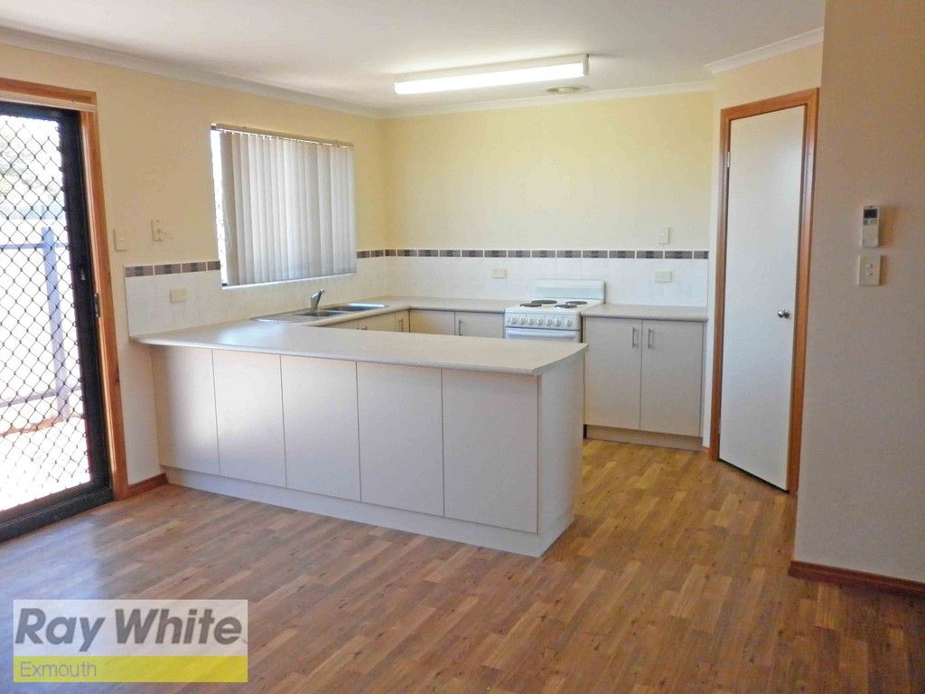 2 Maunsell Corner, Onslow, WA 6710