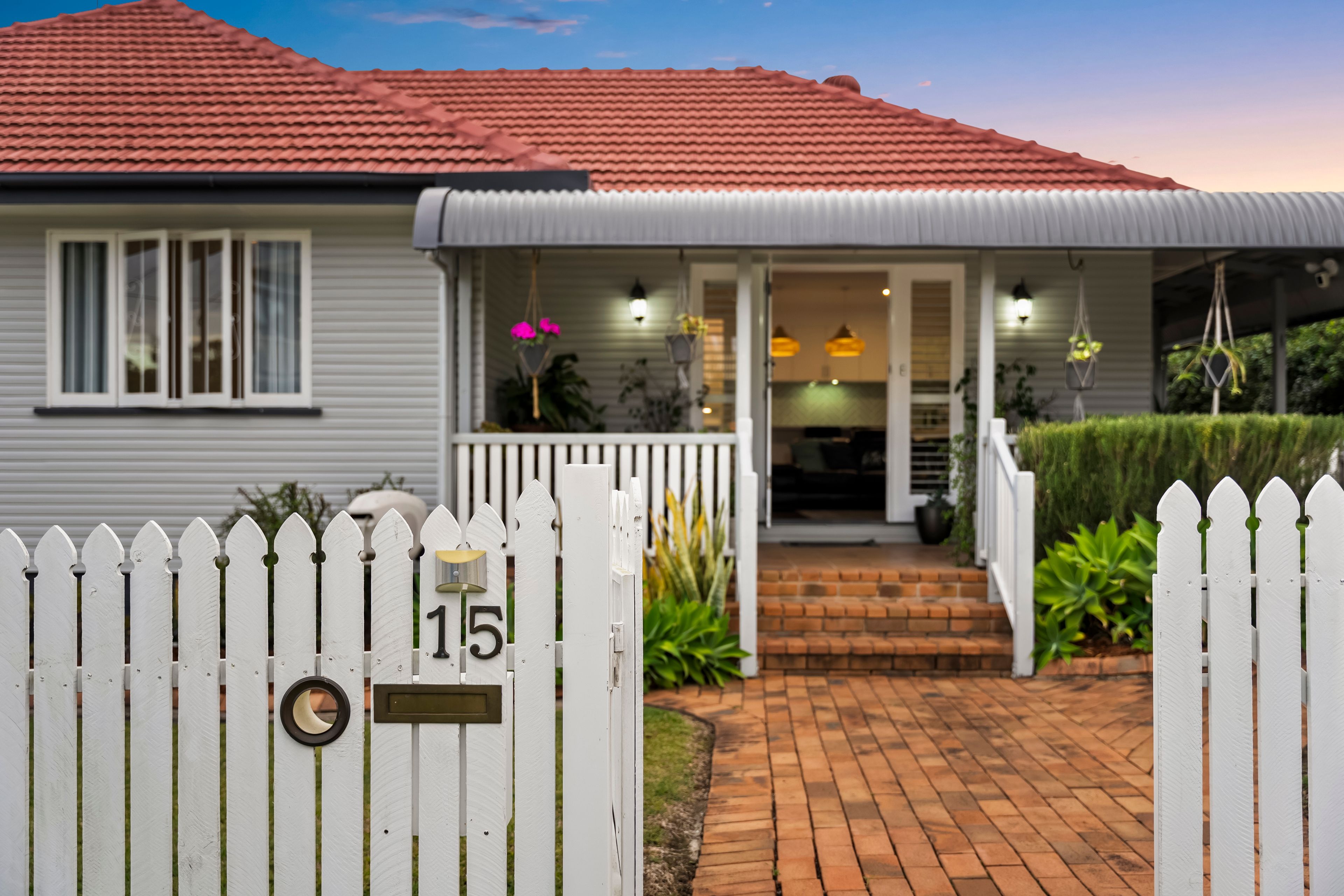 15 Lesina Street, Keperra, QLD 4054