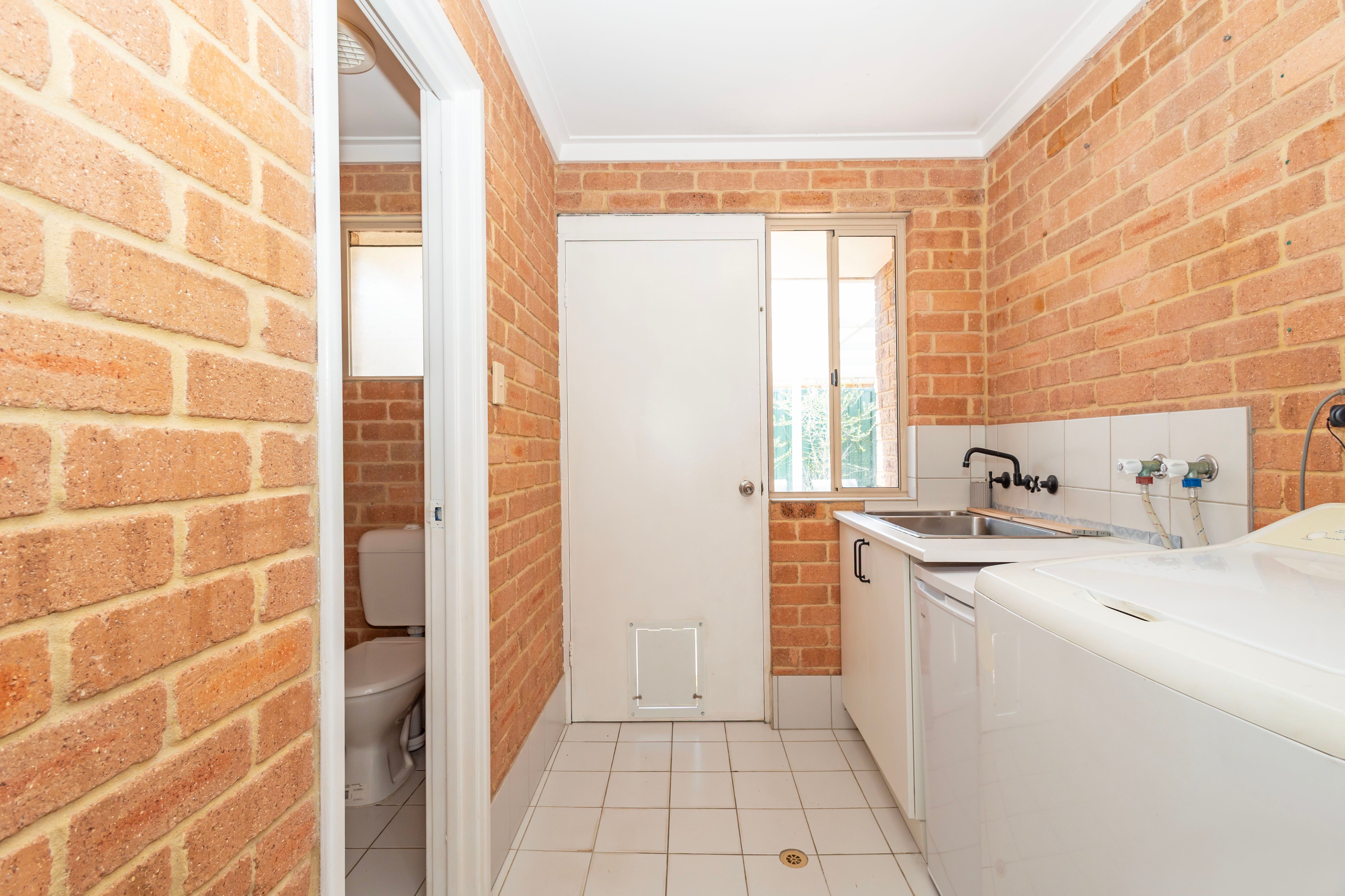 Renovated and Move In Ready! — photo 18 of 21