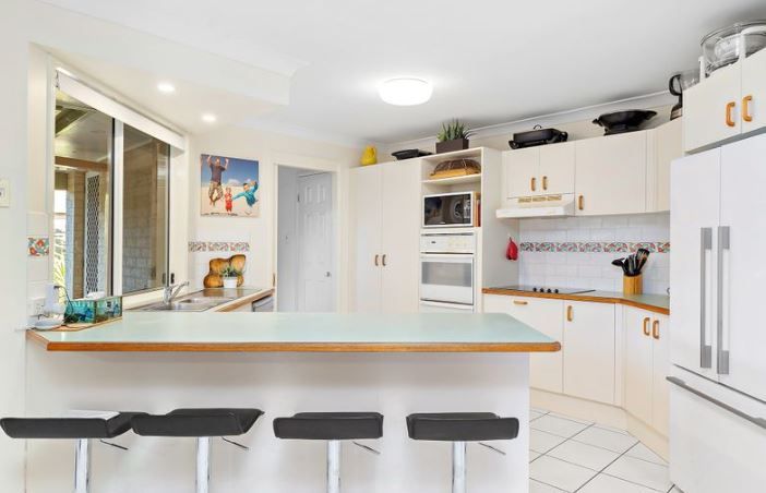 13 Mountain Blue Drive, Kallangur, QLD 4503