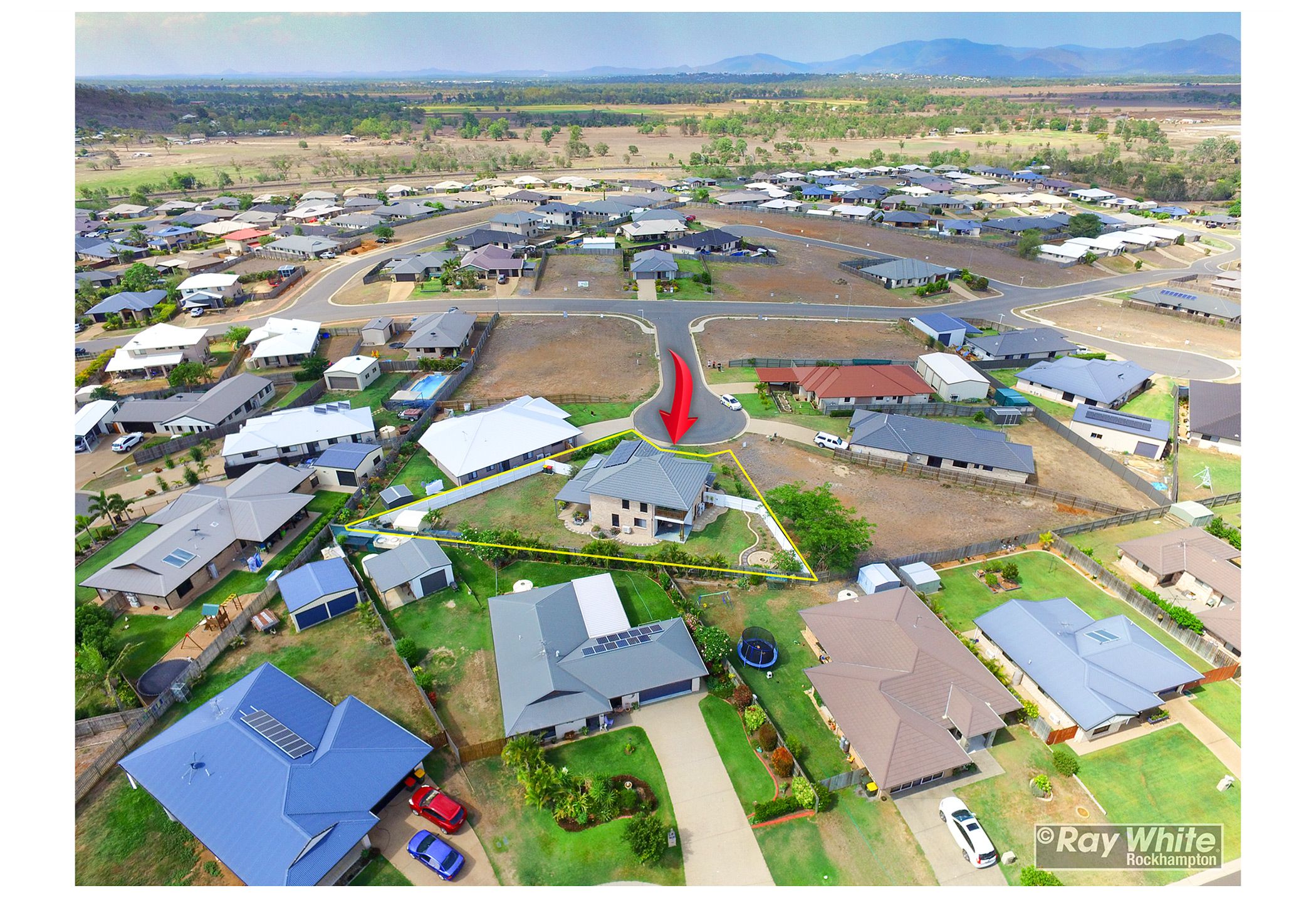 8 Eyre Court, Gracemere, QLD 4702