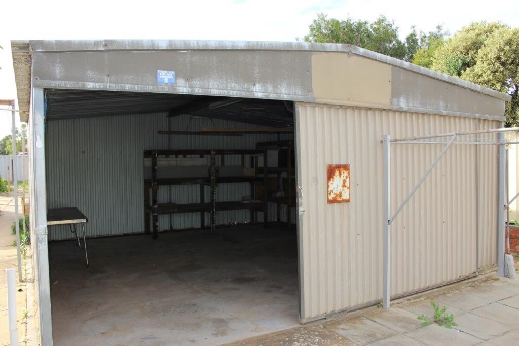 6 Church Street, Dongara, WA 6525