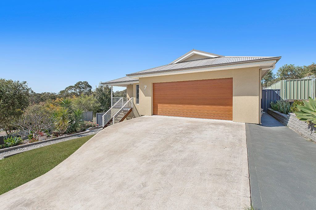 7 Hawthorne Close, Toronto, NSW 2283