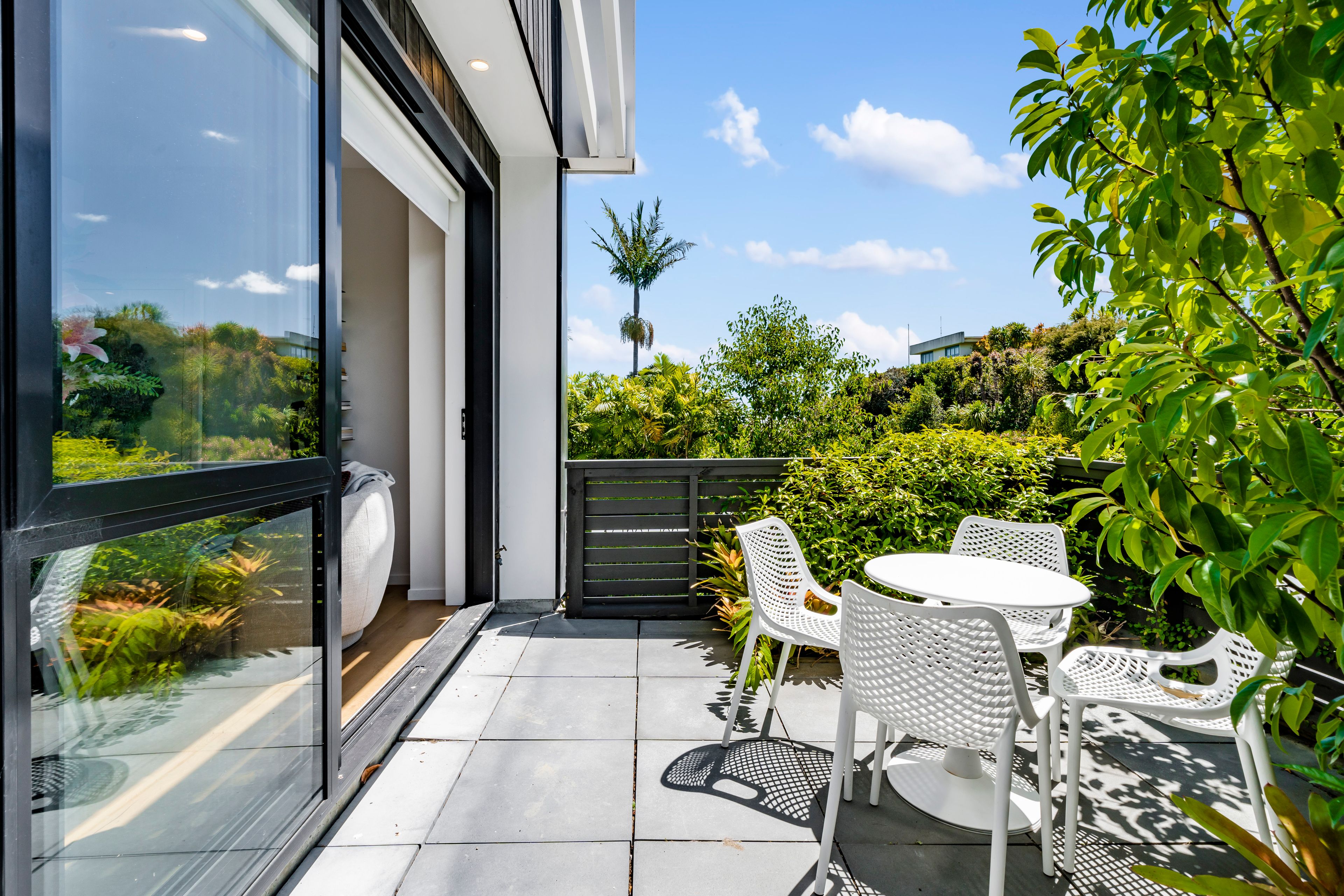 3/37 Glen Atkinson Street, St Heliers