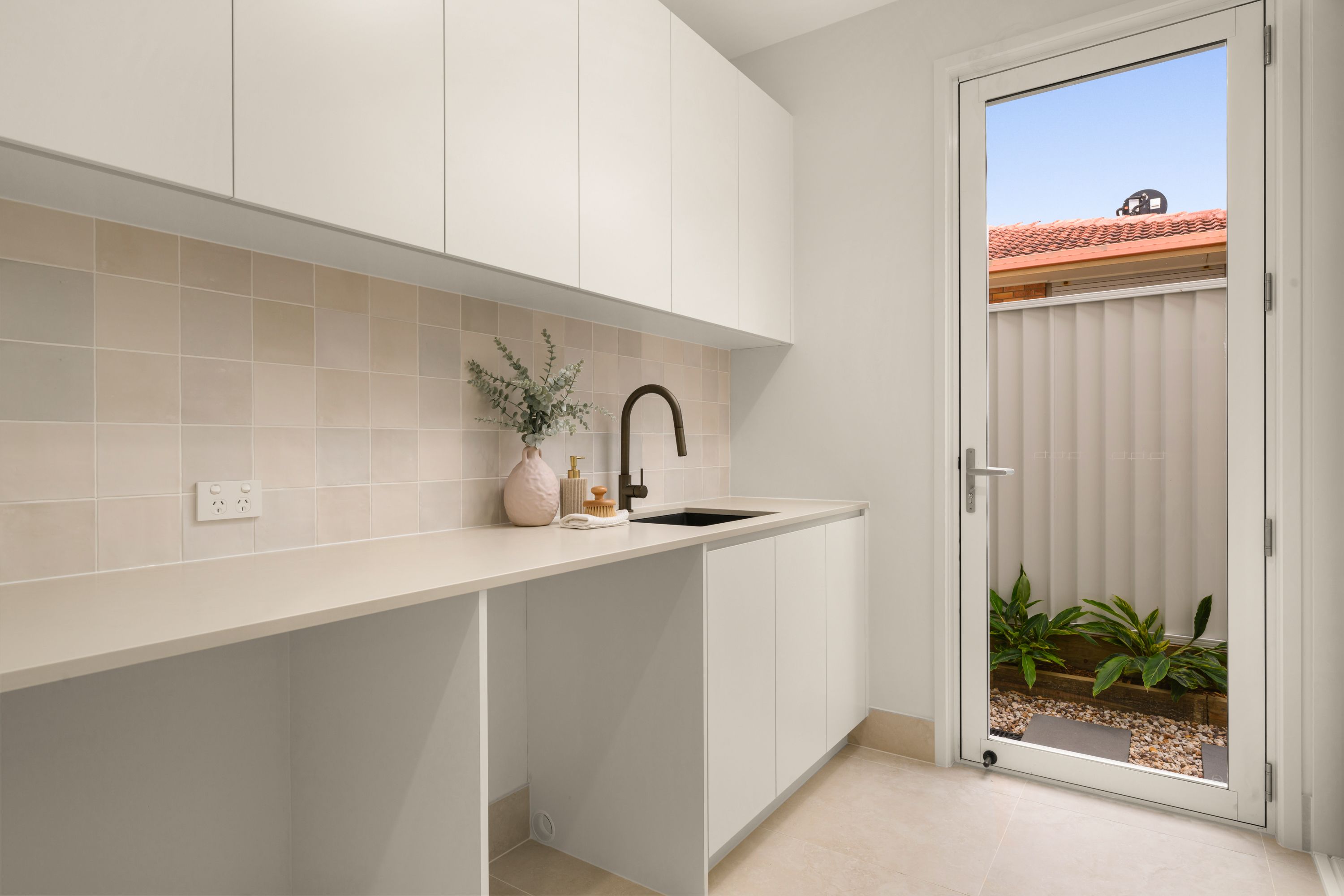 1/2 Teewah Street — photo 23 of 25