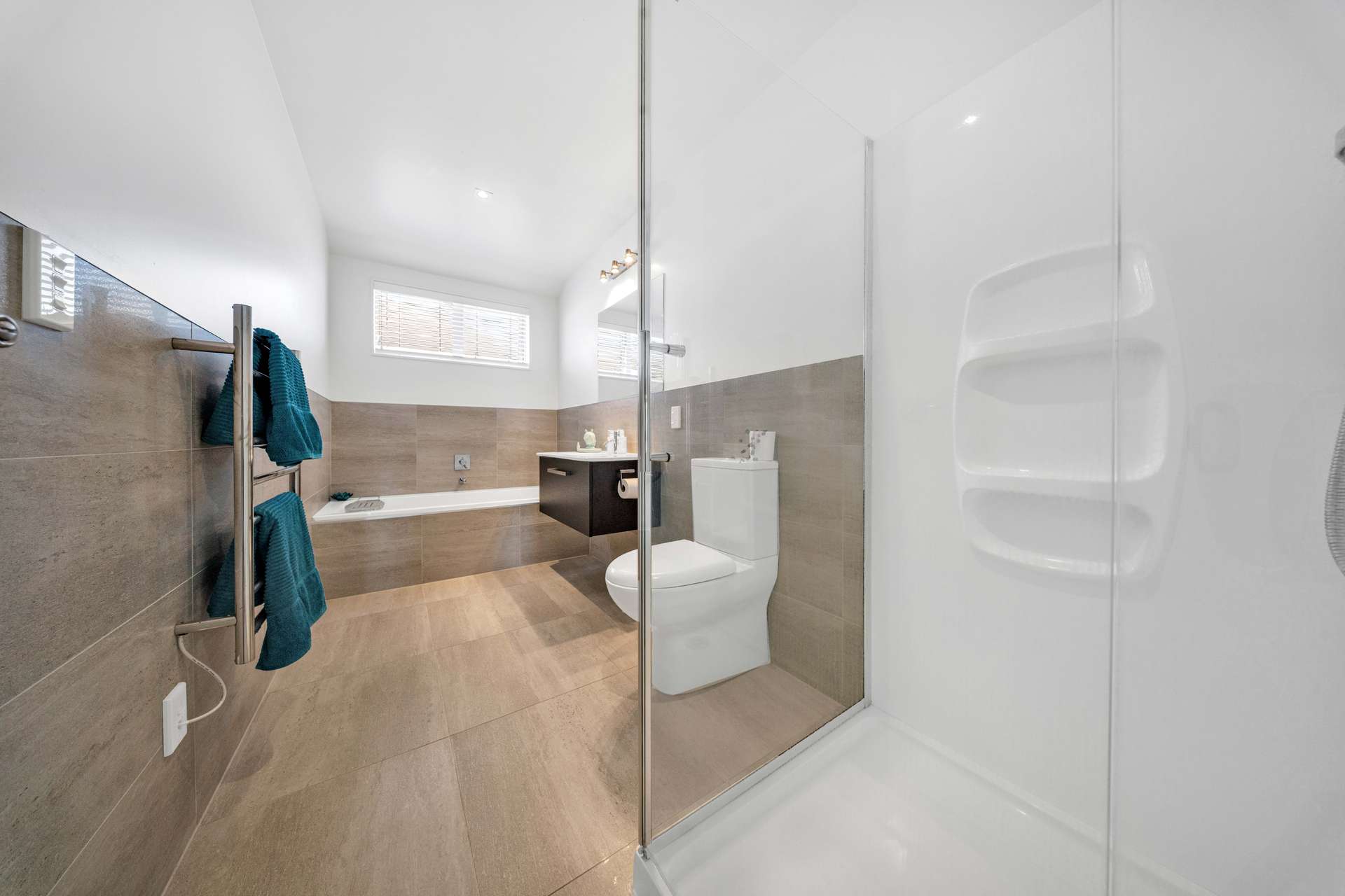 89C Clovelly Road photo 22