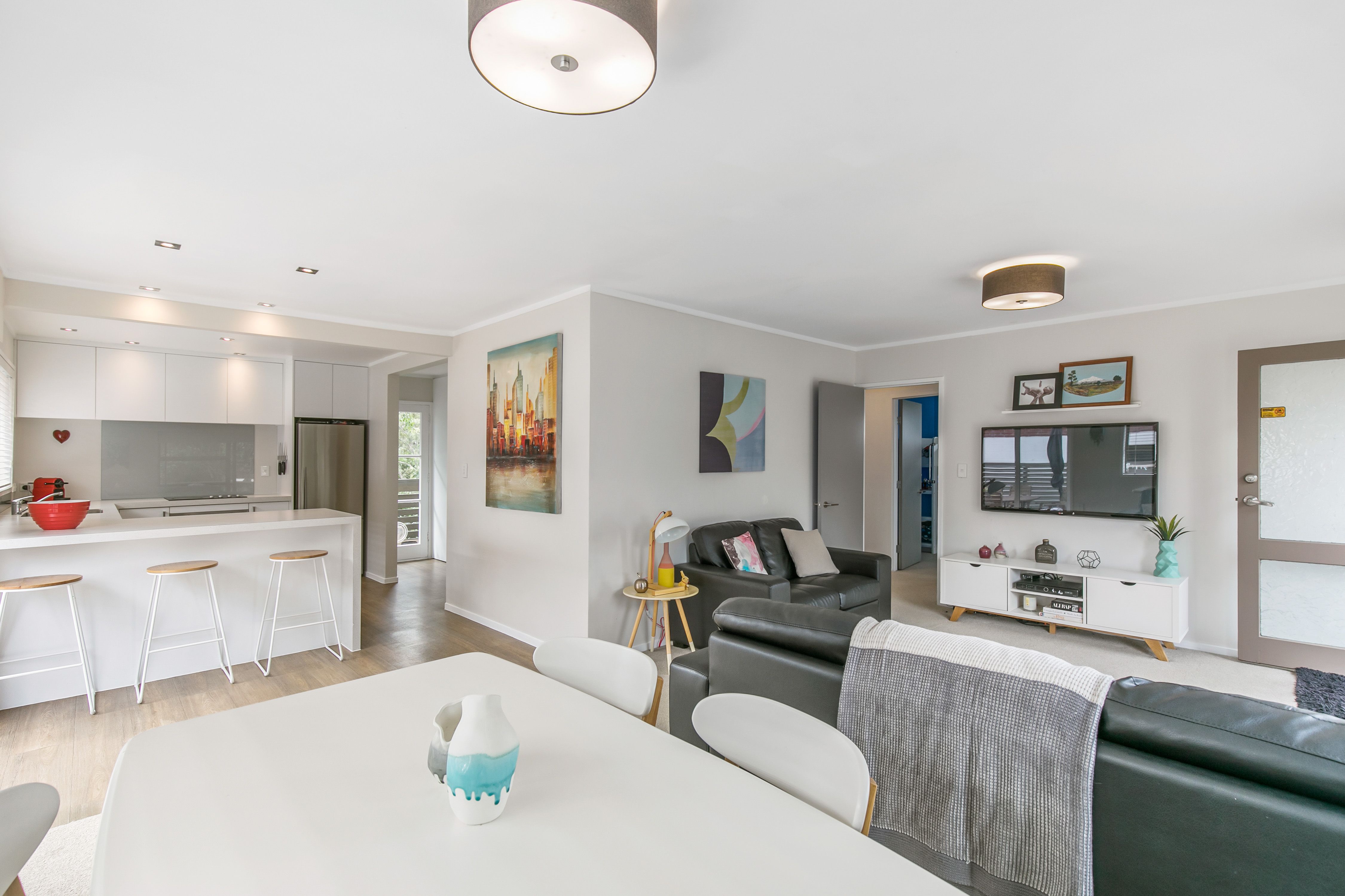 2/2 Regia Close, Half Moon Bay, Manukau City