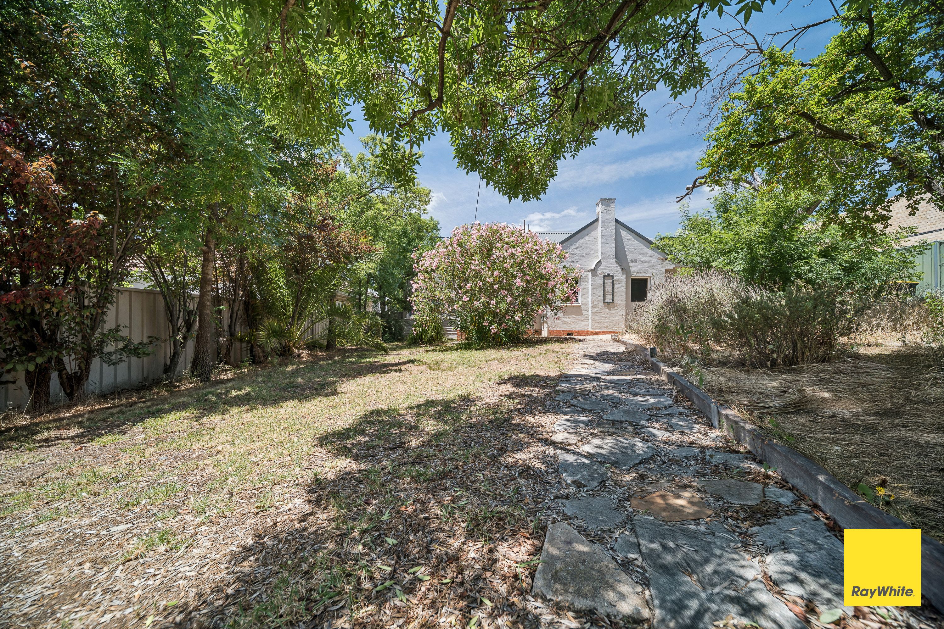 26 Mahon Avenue, Kennington, VIC 3550