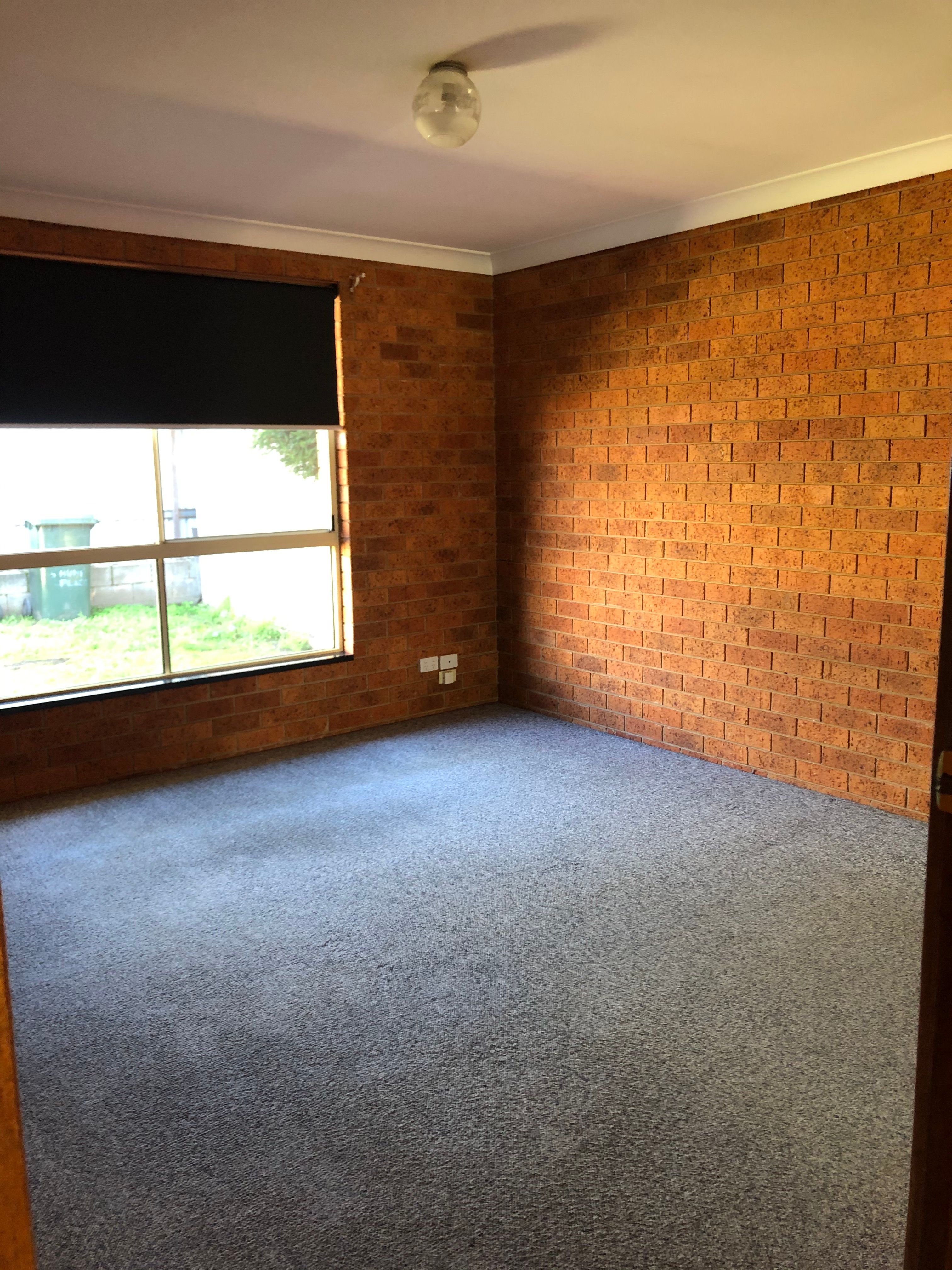 2/5 Hume Place, Tumut, NSW 2720 Leased Unit Ray White Tumut