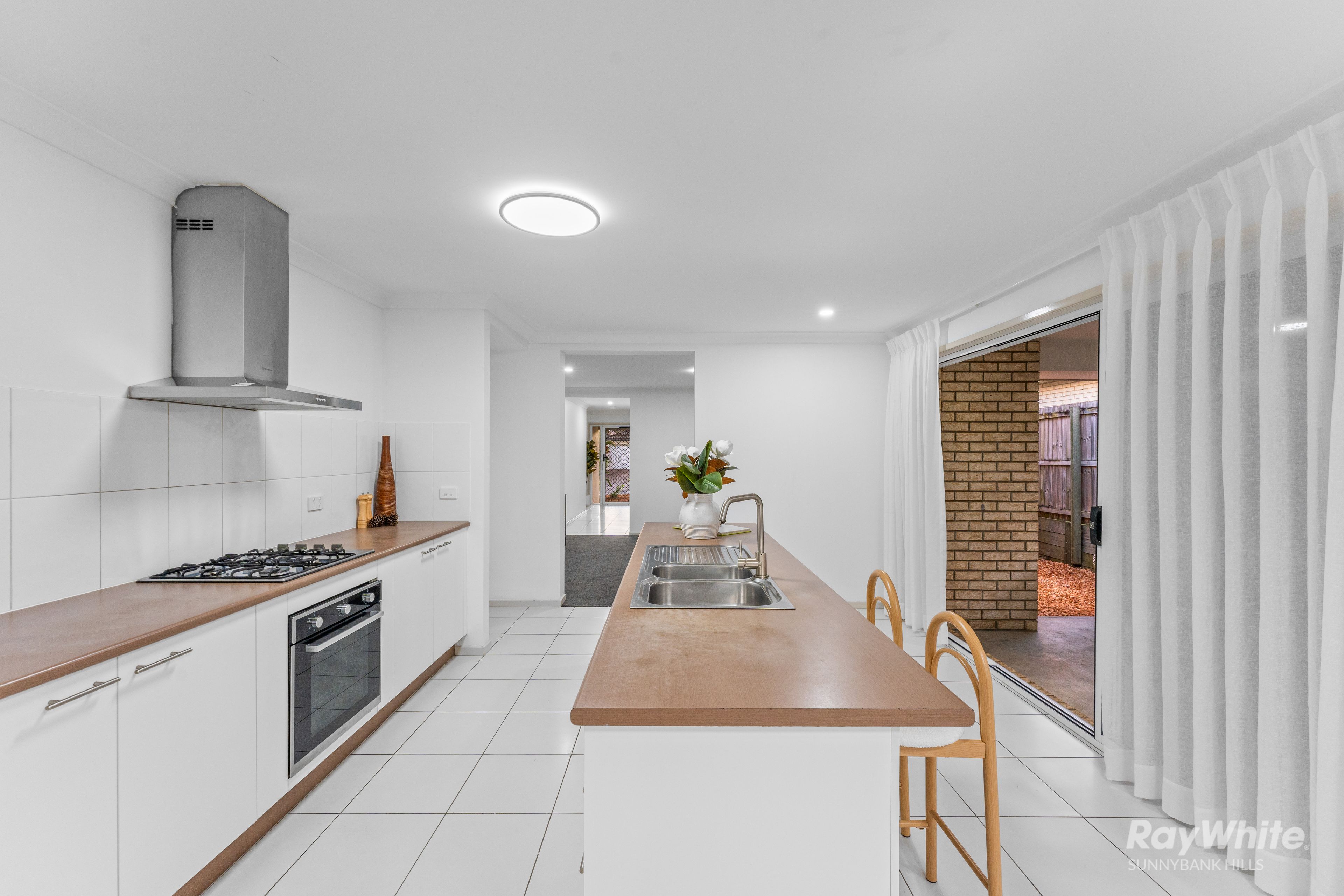 75 Steelwood Street — photo 10 of 30