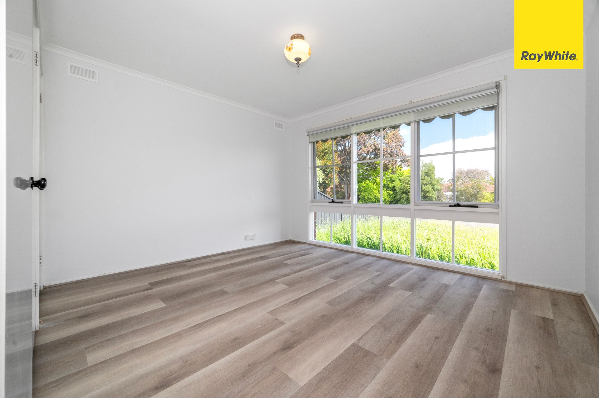 2 Ferneaux Place, Melton West, VIC 3337