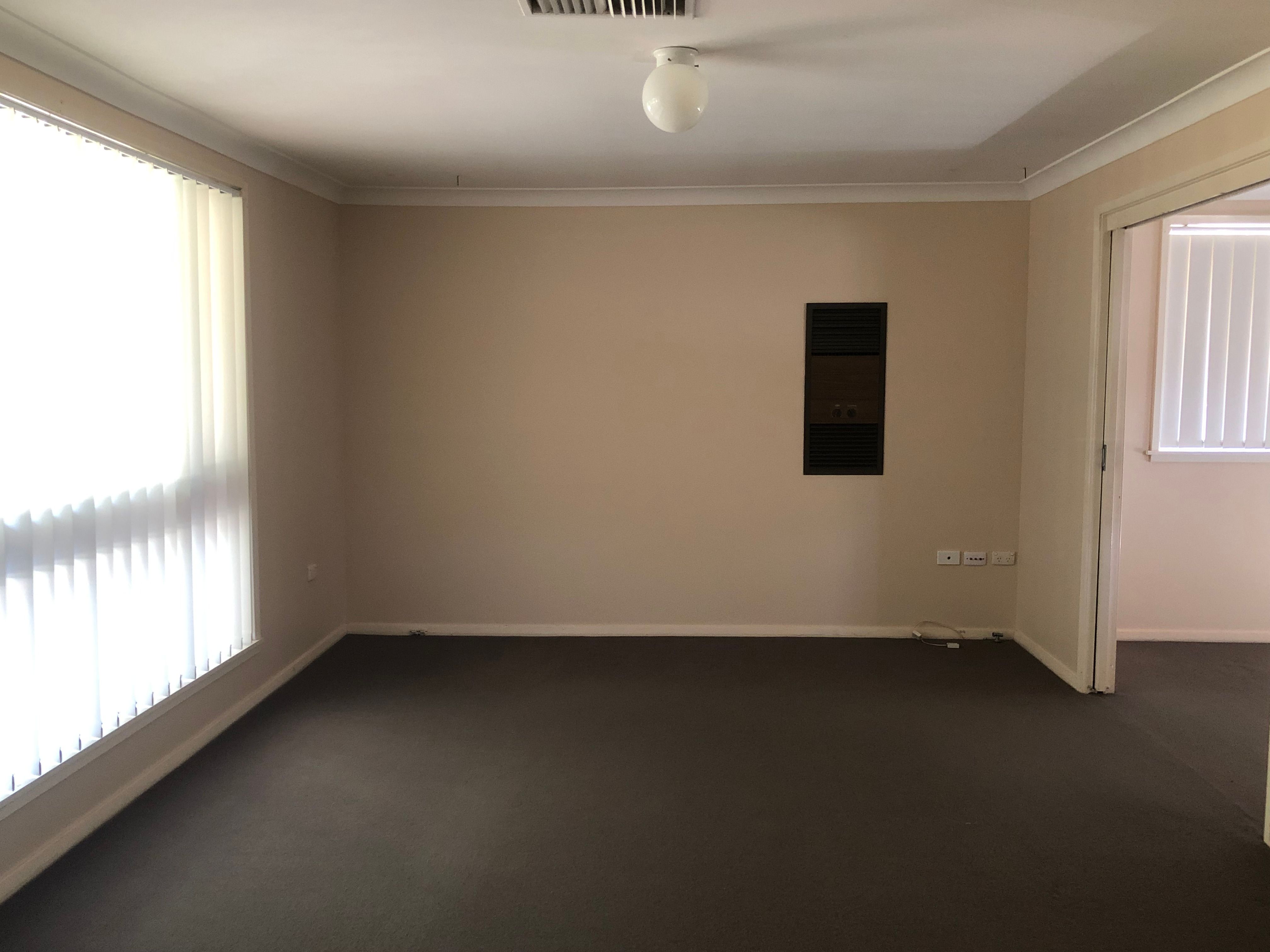 7 Mengarvie Road, Parkes, NSW 2870