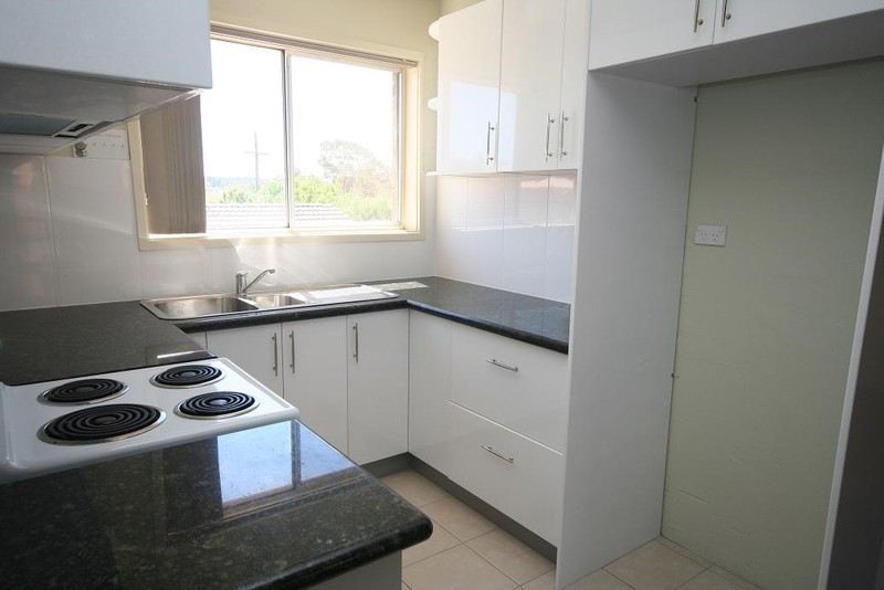 4/106 Henderson Road, Queanbeyan, NSW 2620