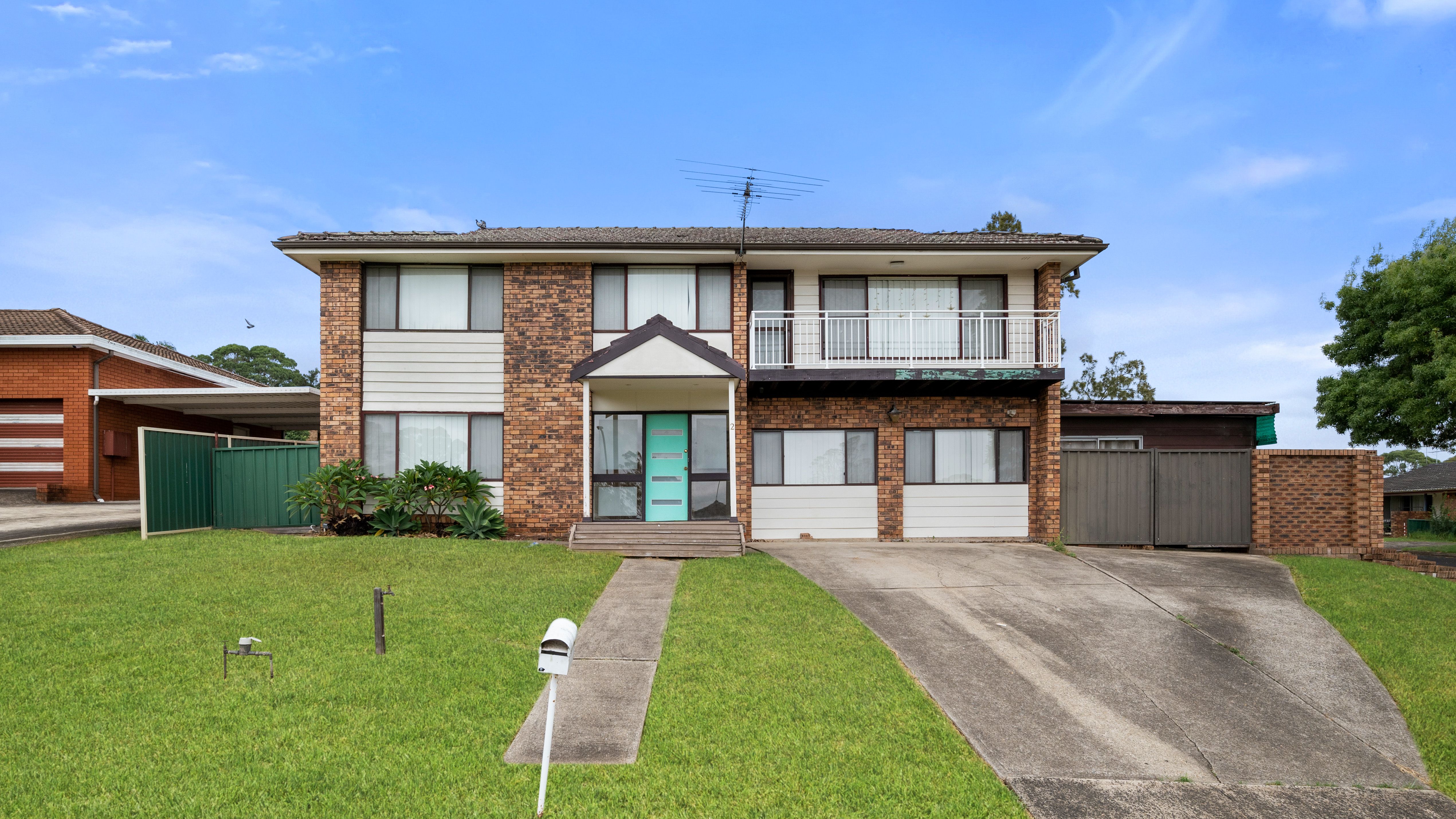 2 Grebe Street, Ingleburn NSW 2565