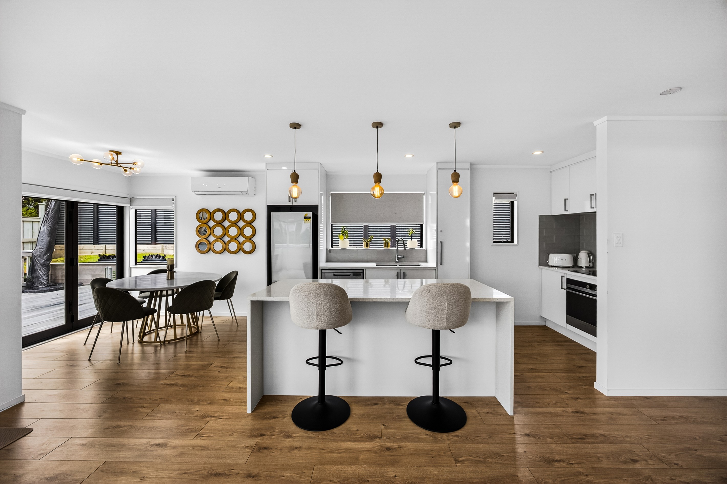 4 Anne McLean Drive, Bayview, North Shore City