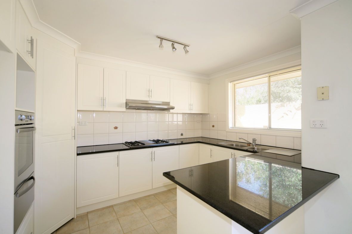 2/7 Greta Street, Oakleigh East, VIC 3166