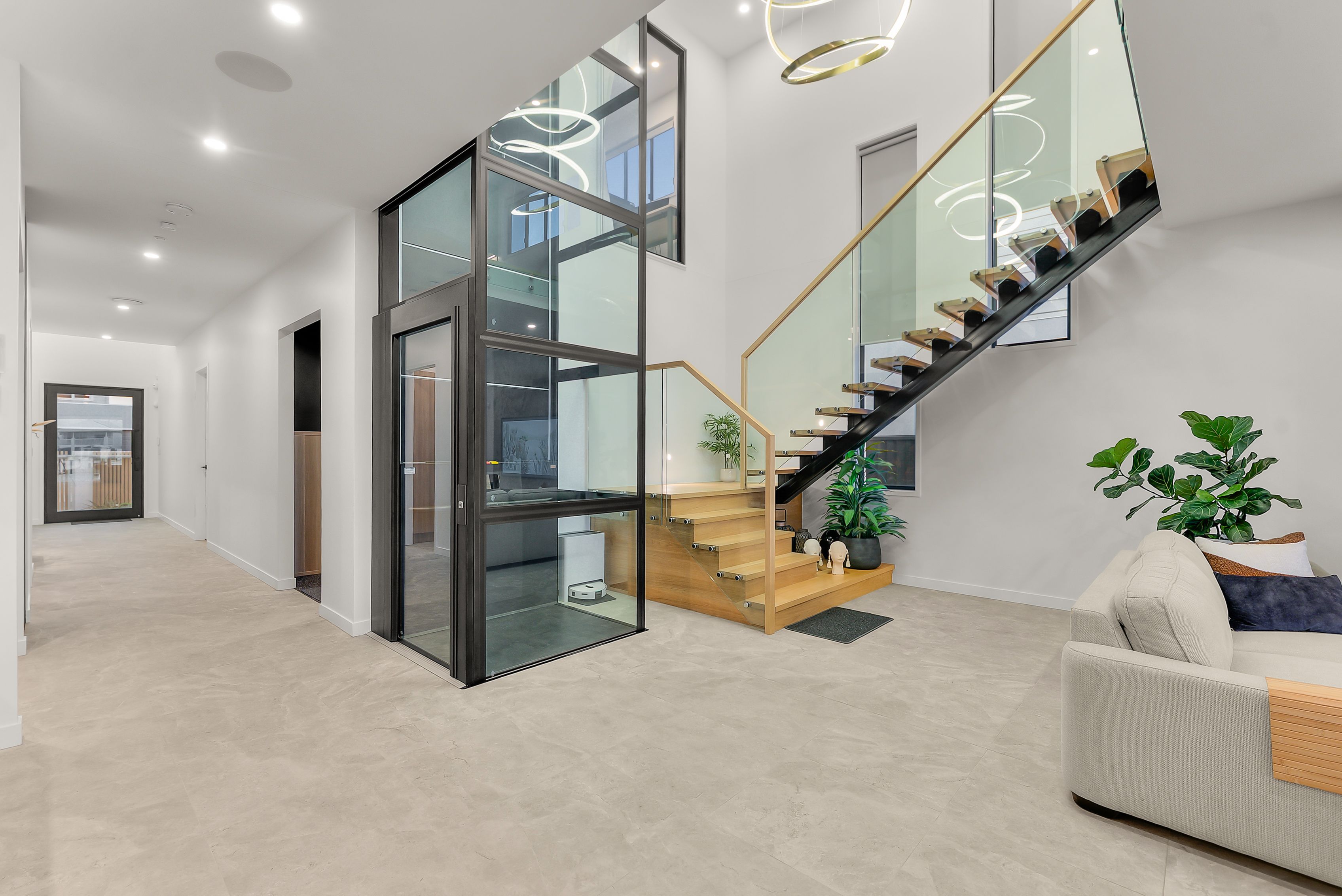 95 Aqua Street — photo 4 of 30