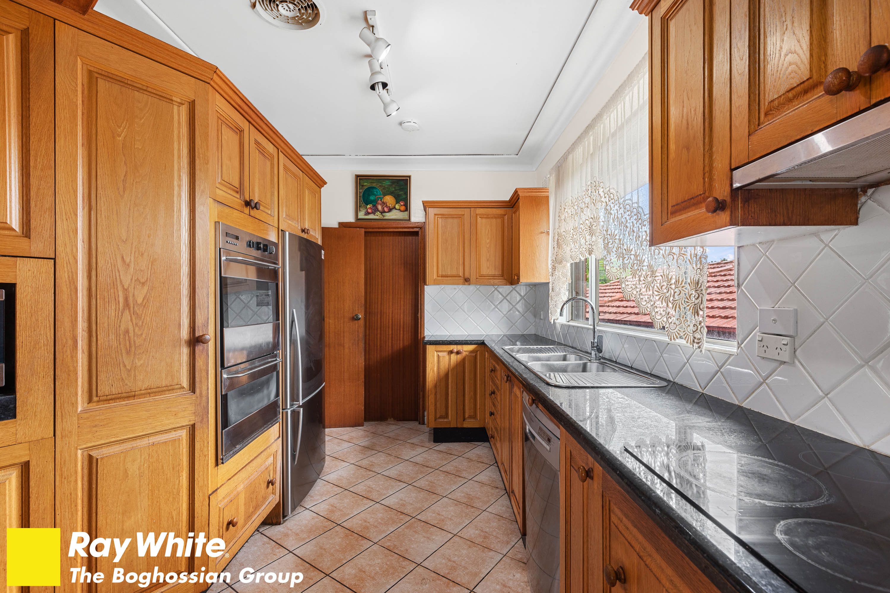 187 Kingsland Road — photo 3 of 19