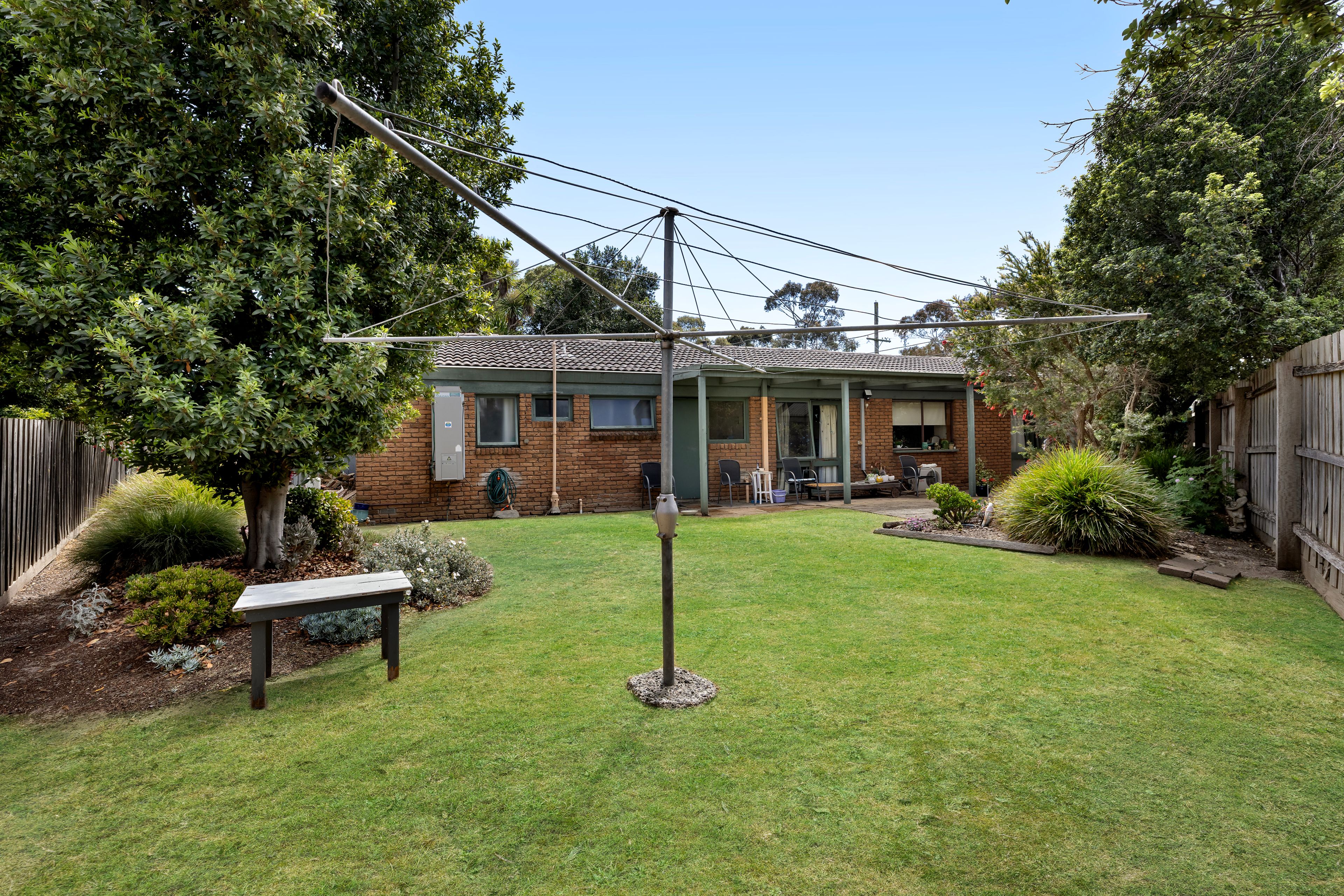 656 Ferntree Gully Road — photo 3 of 6