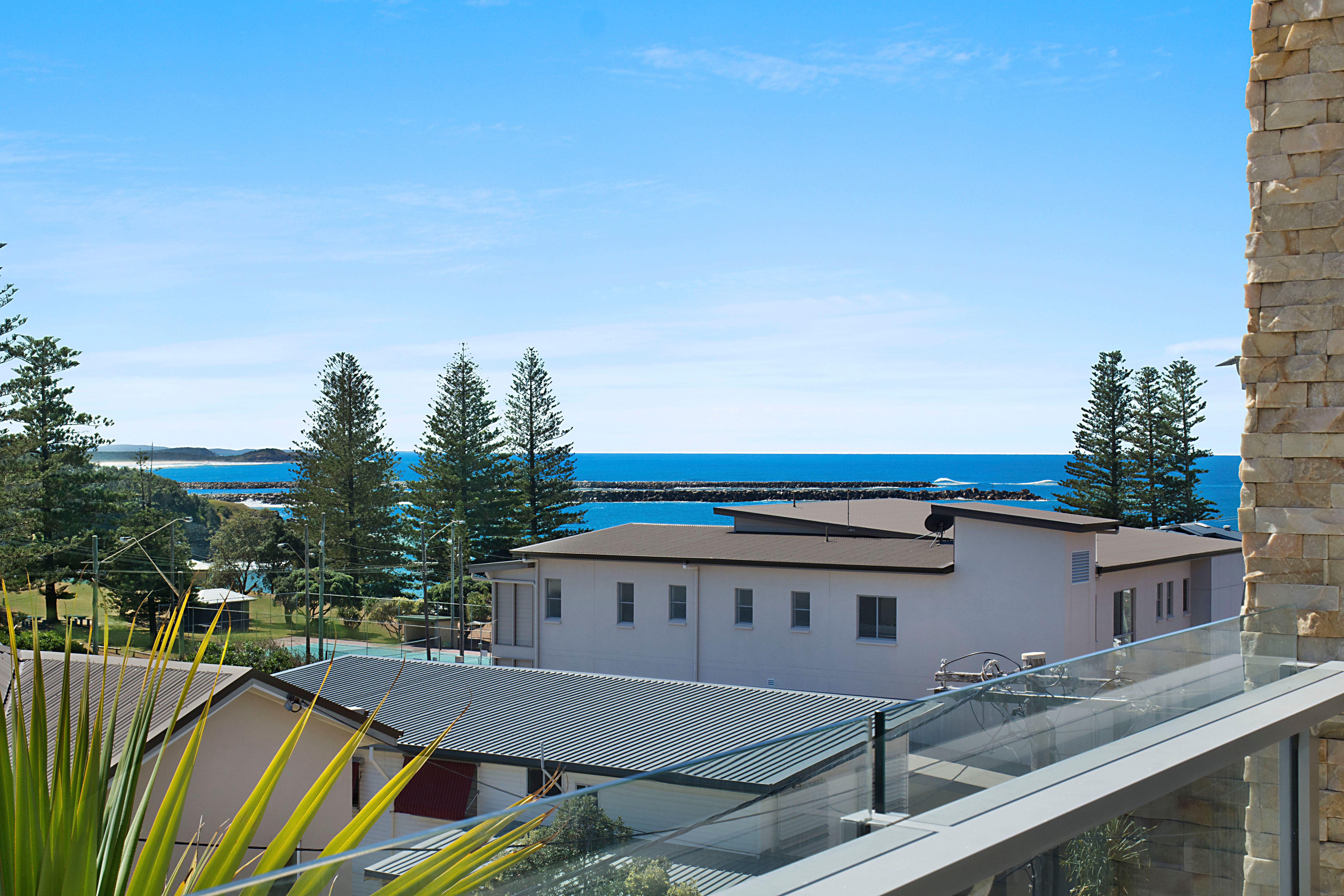2/6 Henson Lane, Yamba, NSW 2464
