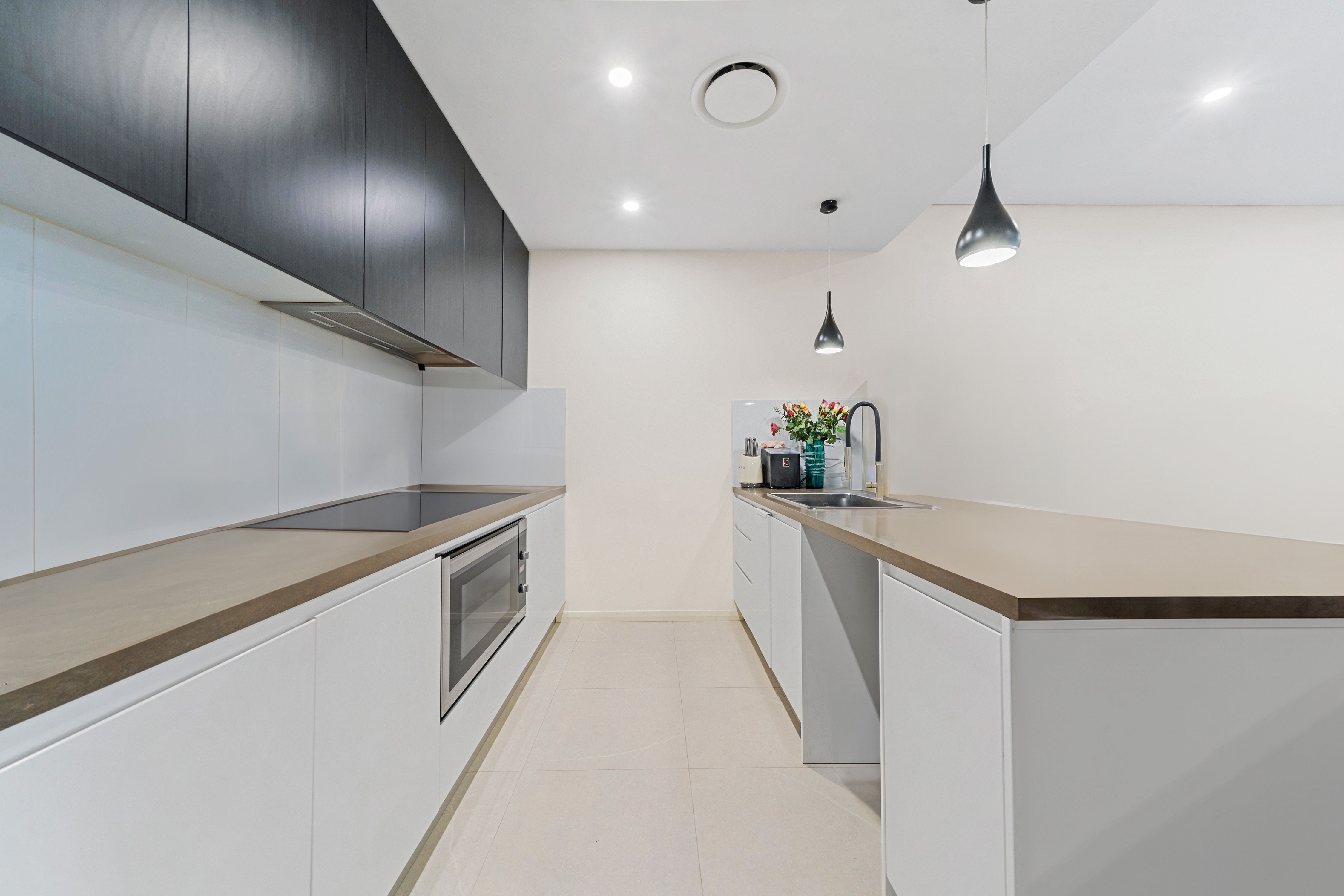 2/131 Jamison Road — photo 3 of 17