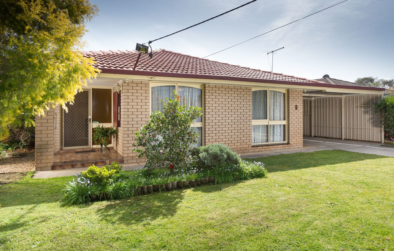 8 Lavender Street — photo 13 of 13