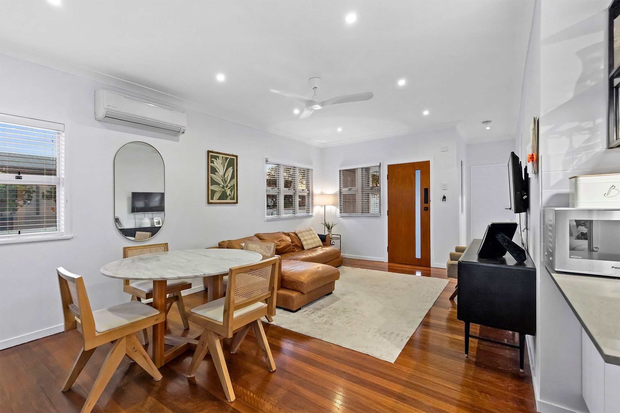 23 Wellington Street — photo 4 of 21