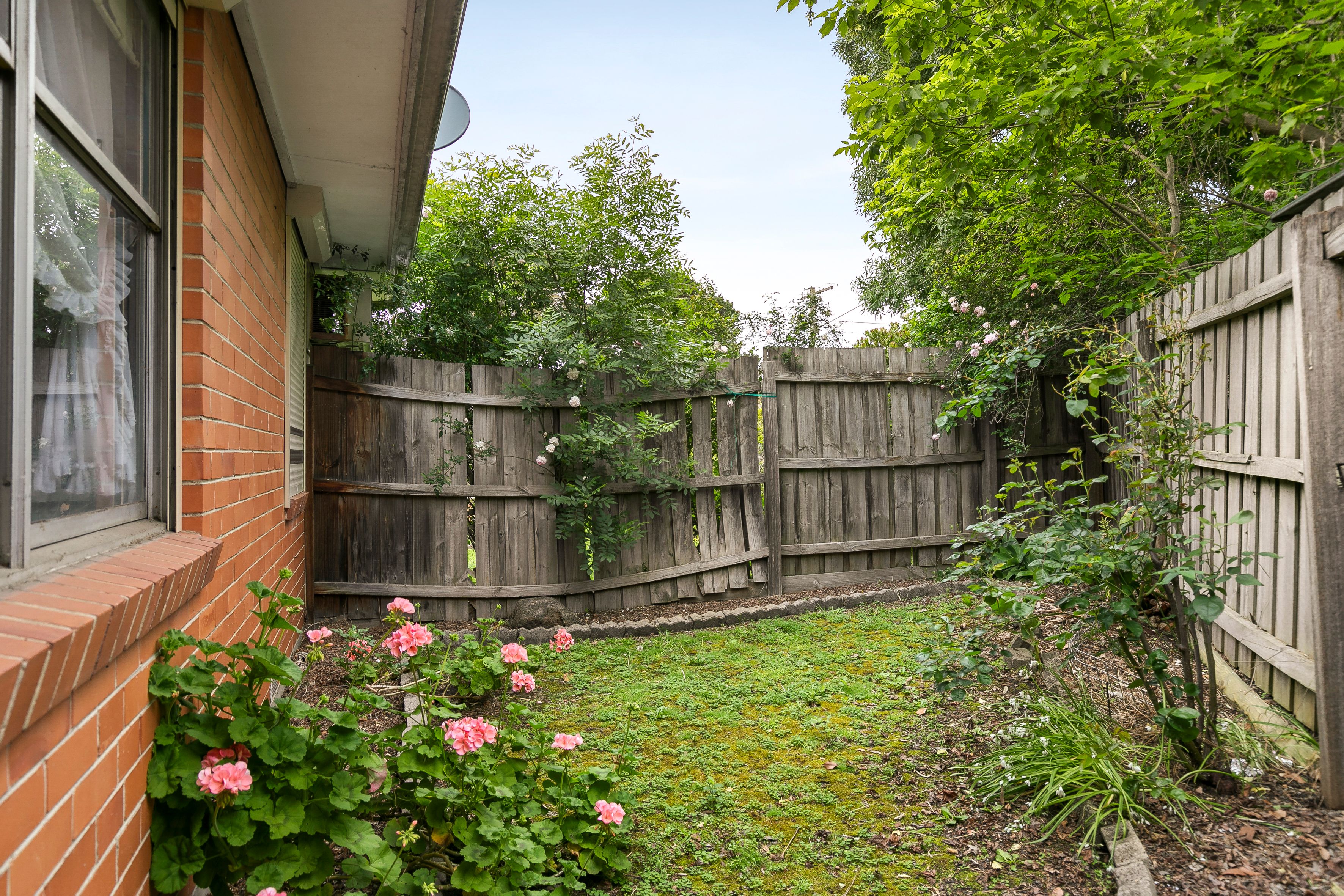 46 Hepburn Street — photo 14 of 17