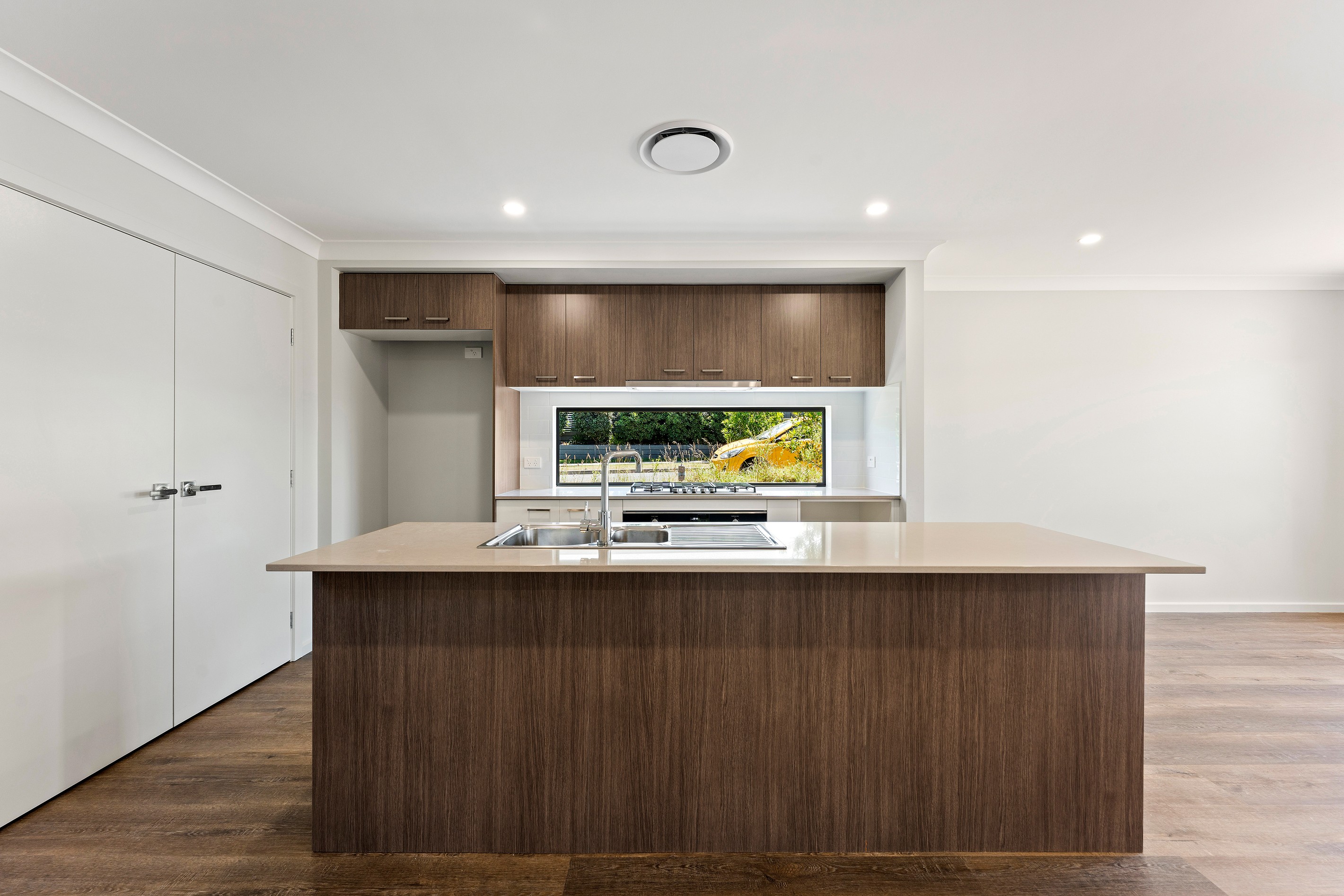 84 Bushranger Parade, Calderwood, NSW 2527