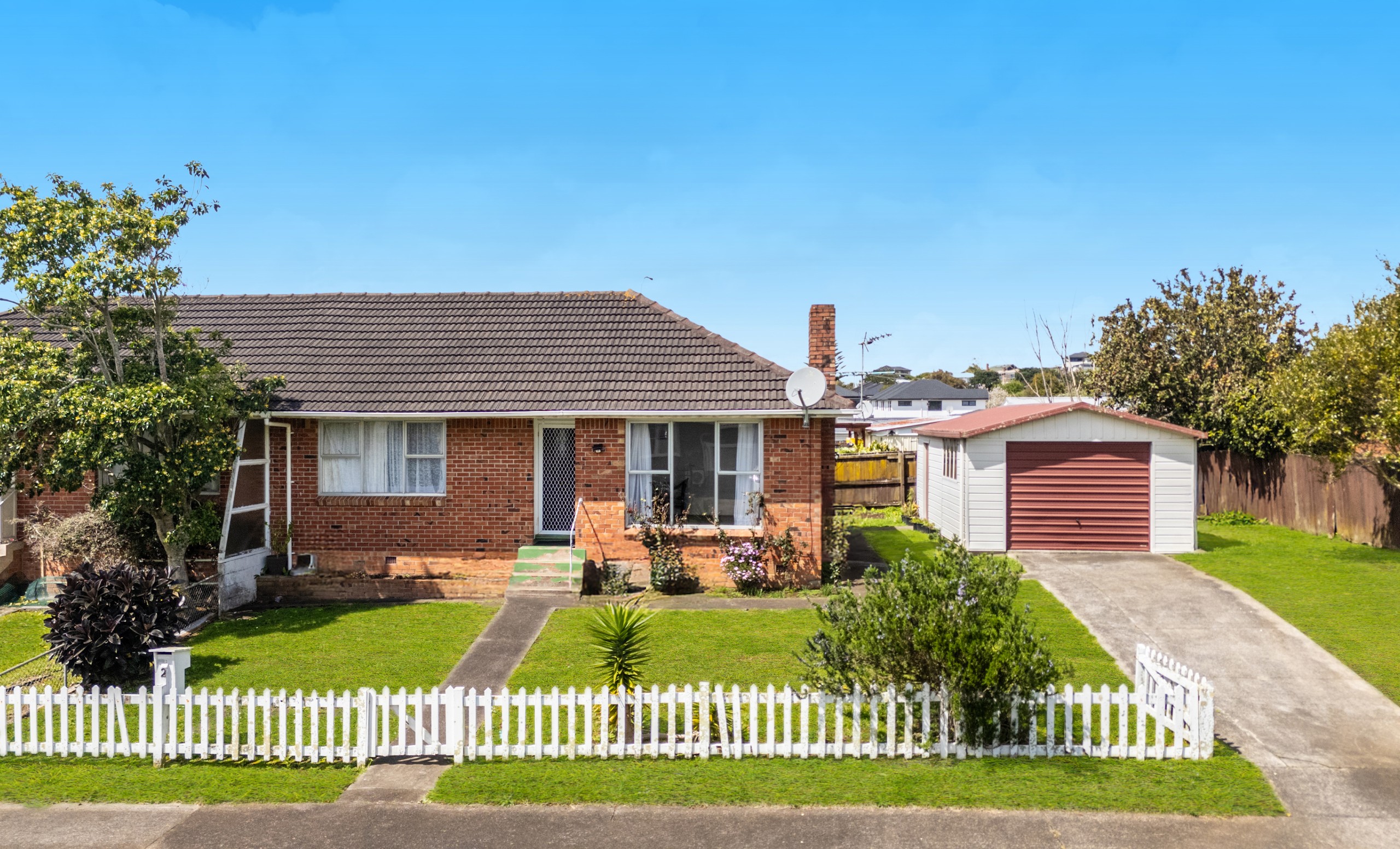 2/2 Wayne Drive, Mangere, Manukau City