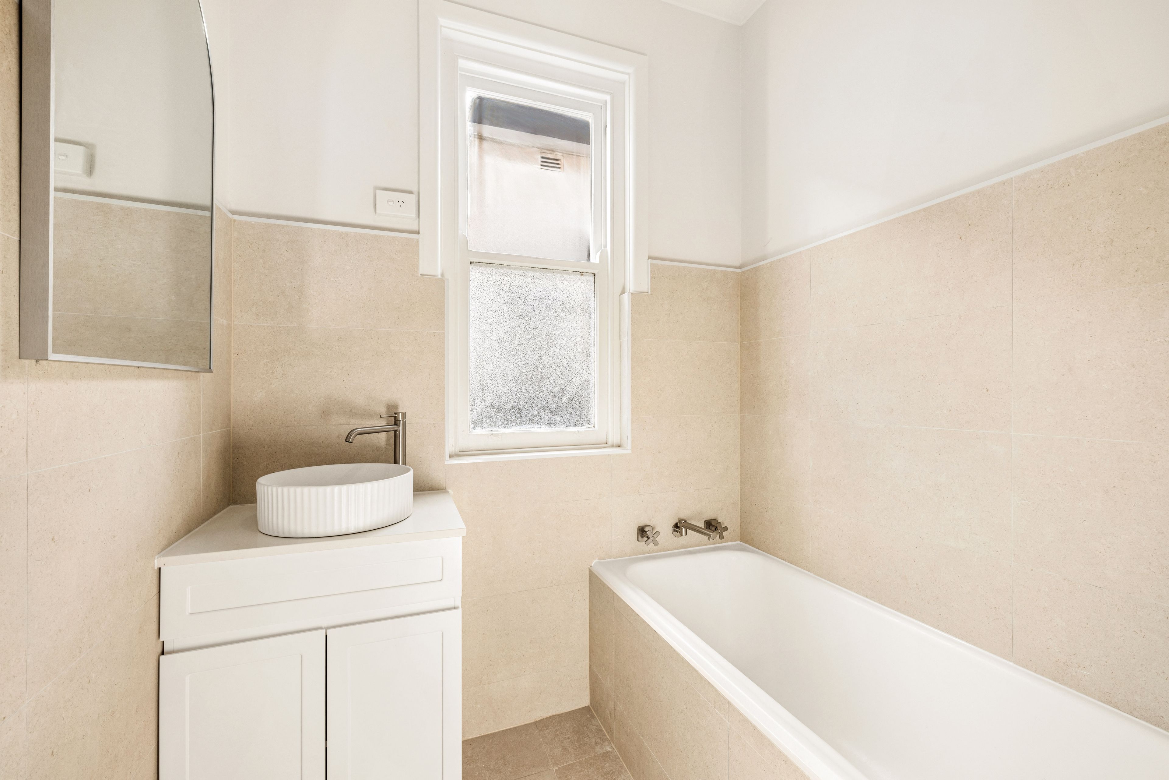 33 Gloucester Street — photo 9 of 16