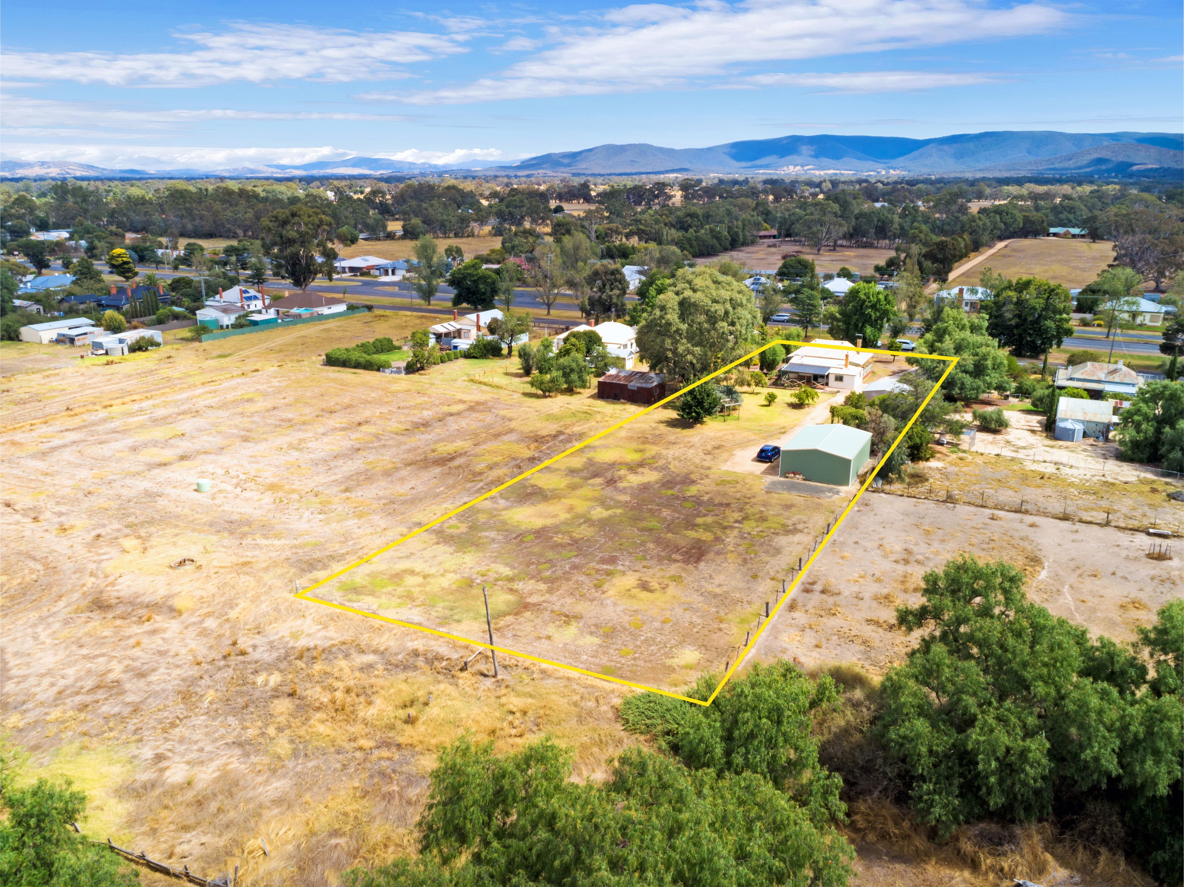 238 High Street, Avoca, VIC 3467
