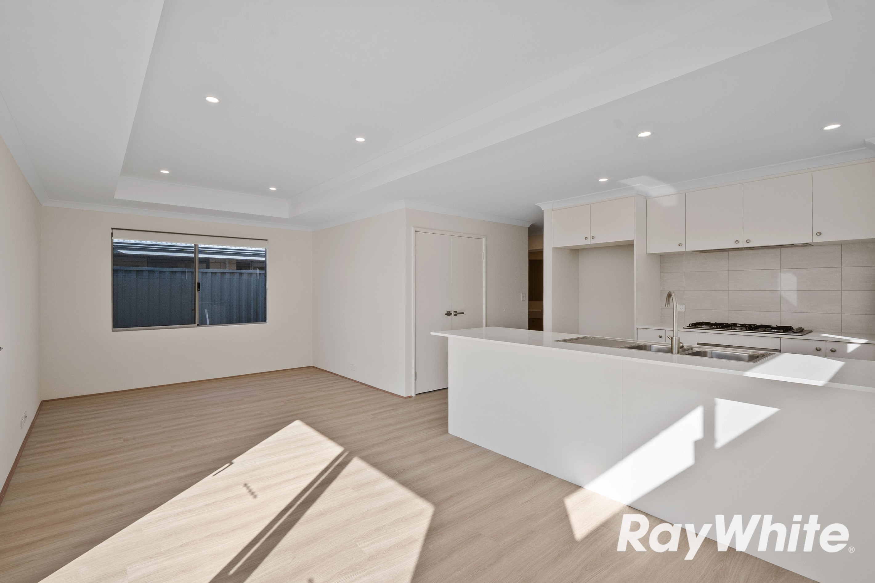 6/5 Glenayle Road, Golden Bay, WA 6174