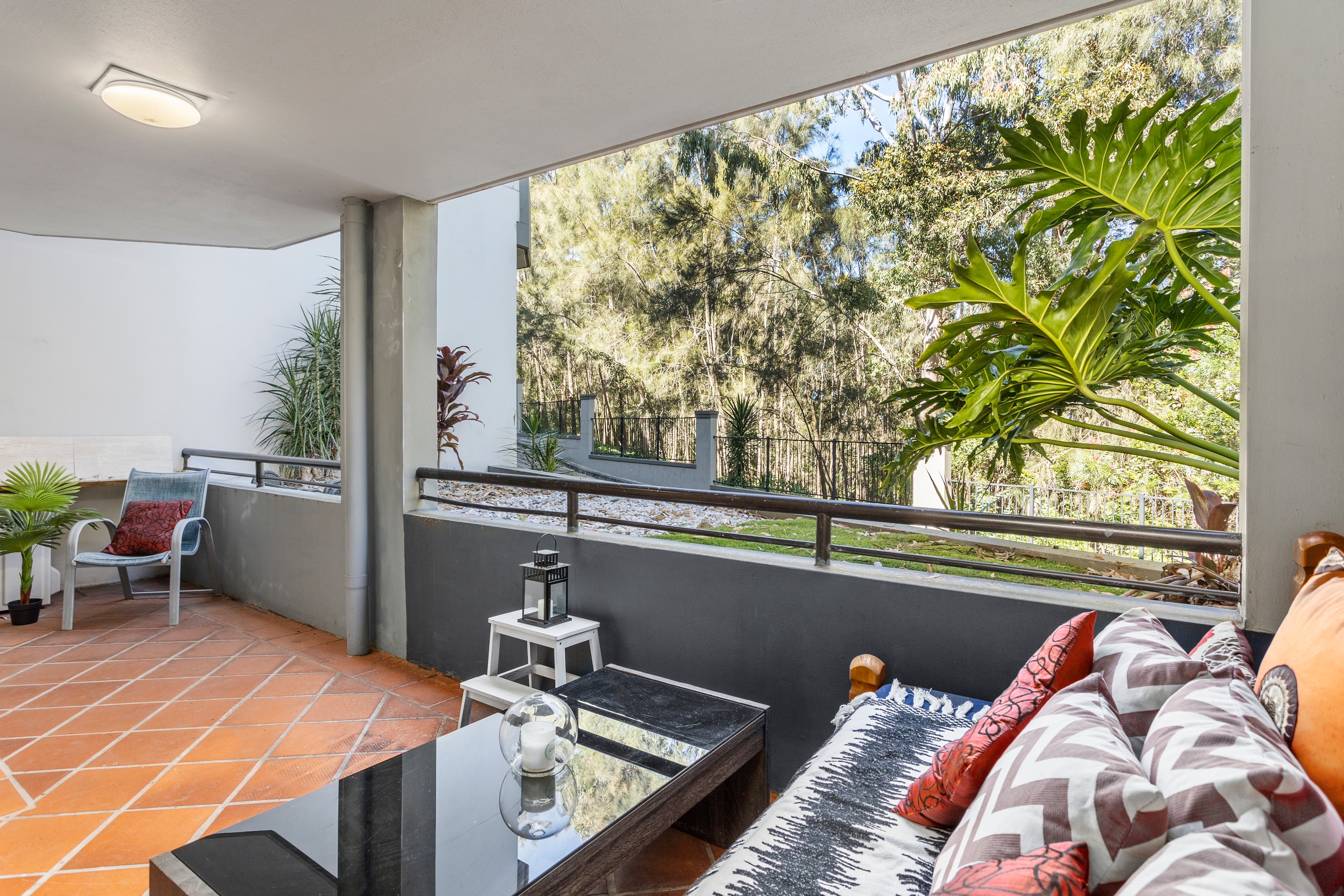 E4/1 Great Hall Drive, Miami, QLD 4220