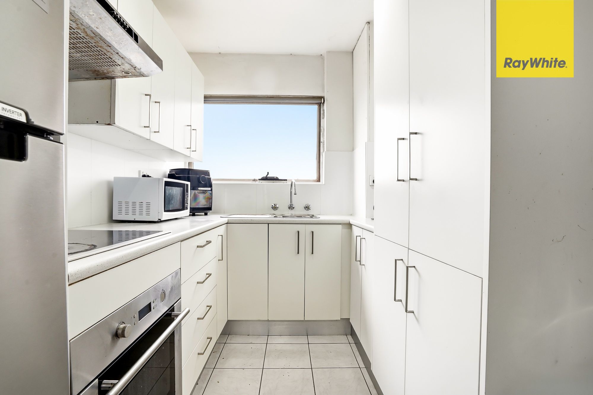 16D/15 Campbell Street — photo 7 of 19