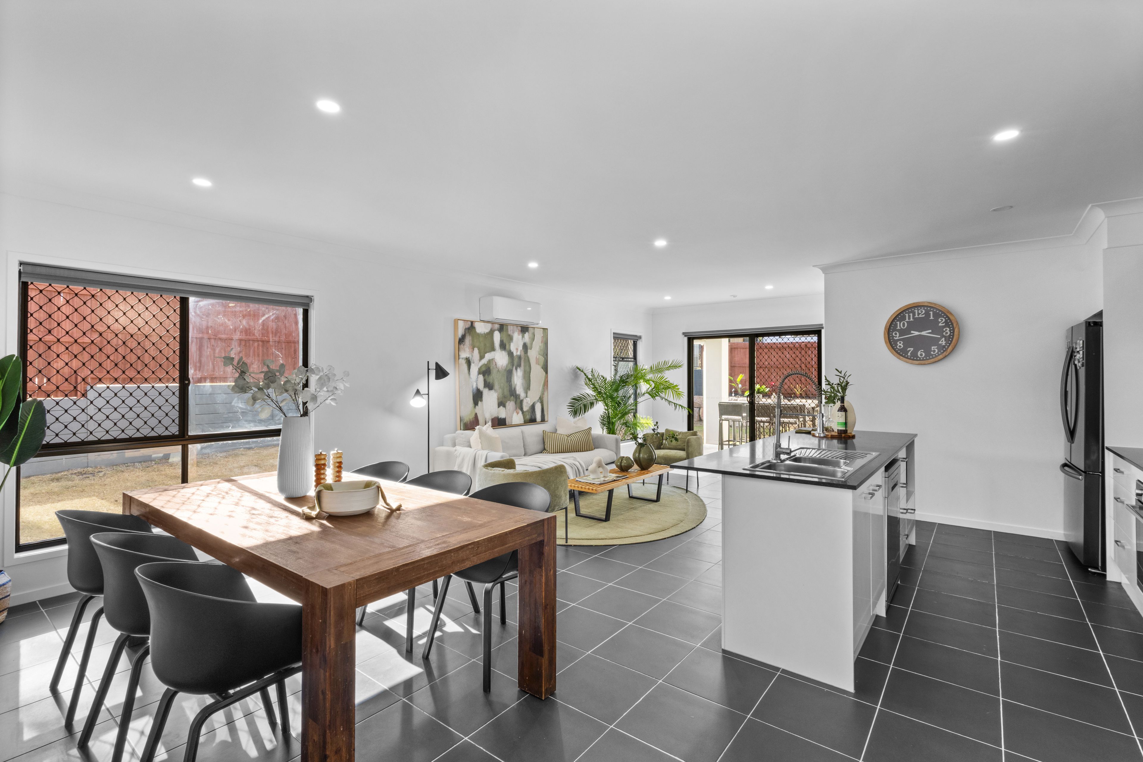 2 Coal Street — photo 10 of 17