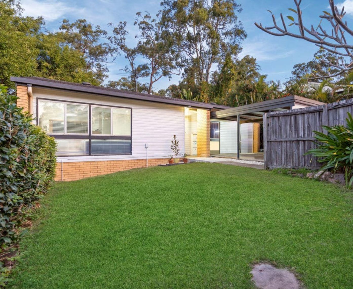 734 Moggill Road, Chapel Hill QLD 4069