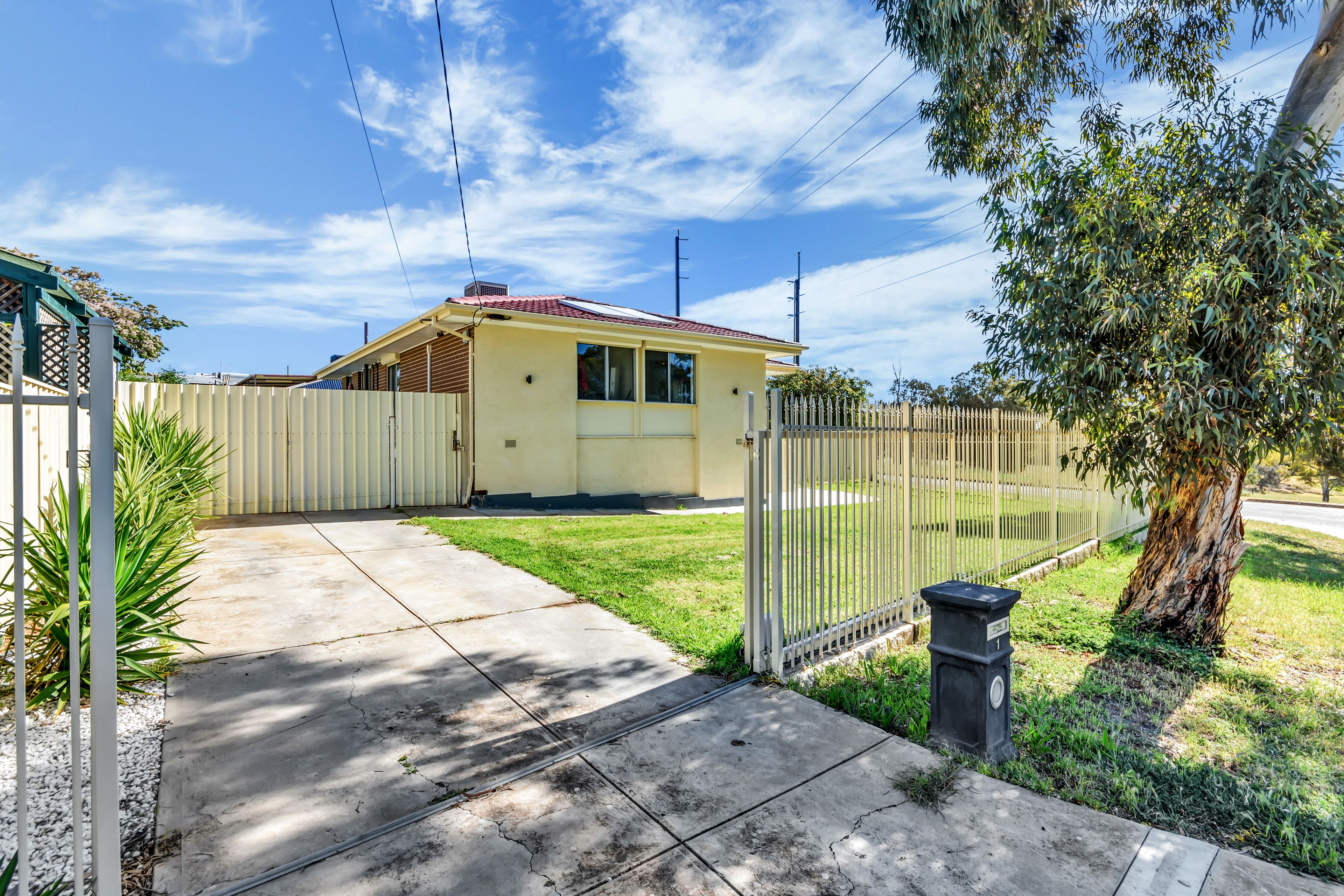1 Lauder Street, Ingle Farm, SA 5098