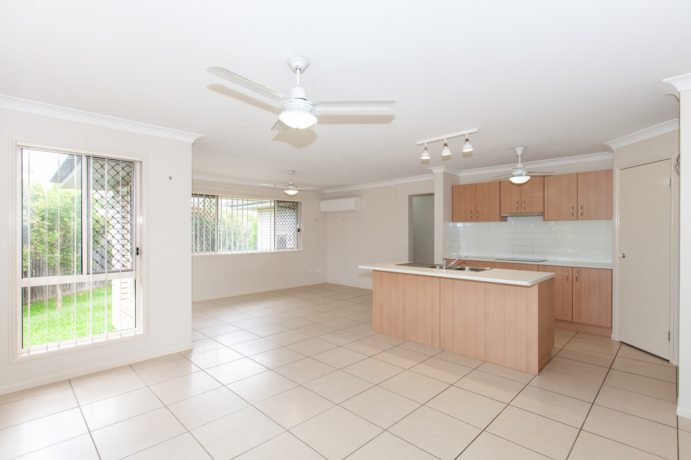 17 Rhiannon Court, Bellmere, QLD 4510