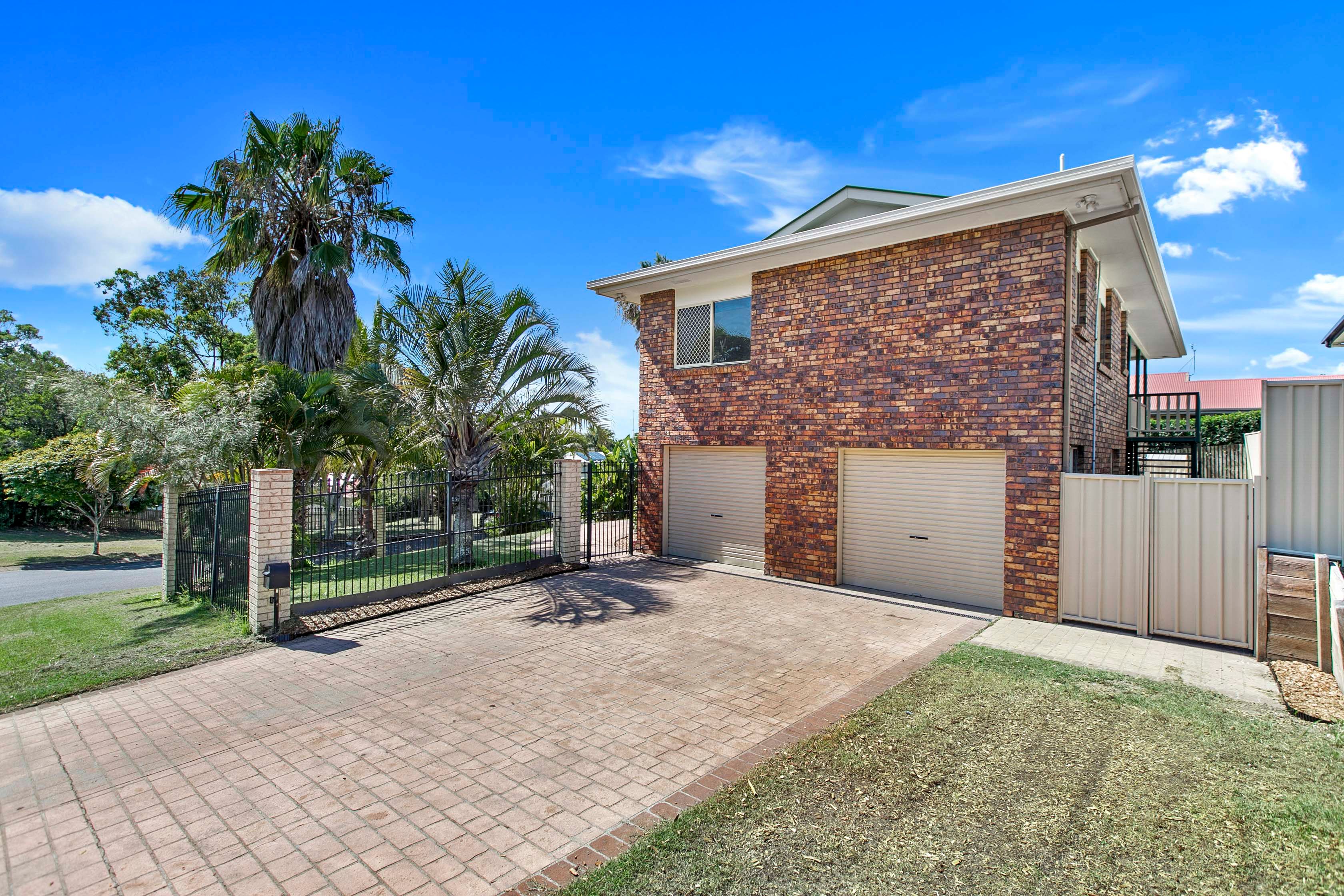 11 Faye Avenue, Scarness, QLD 4655