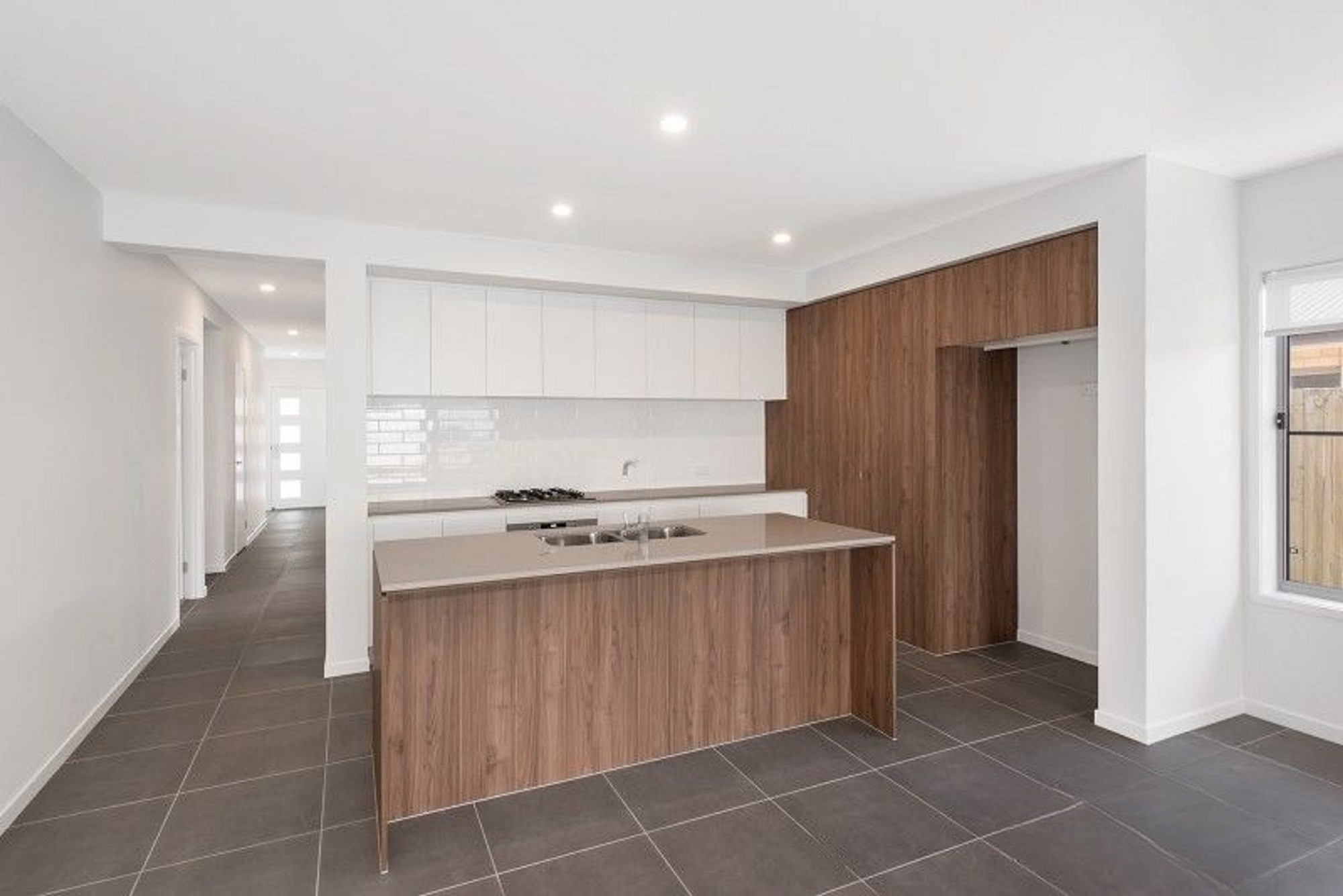 9 Crawford Street, Strathpine, QLD 4500