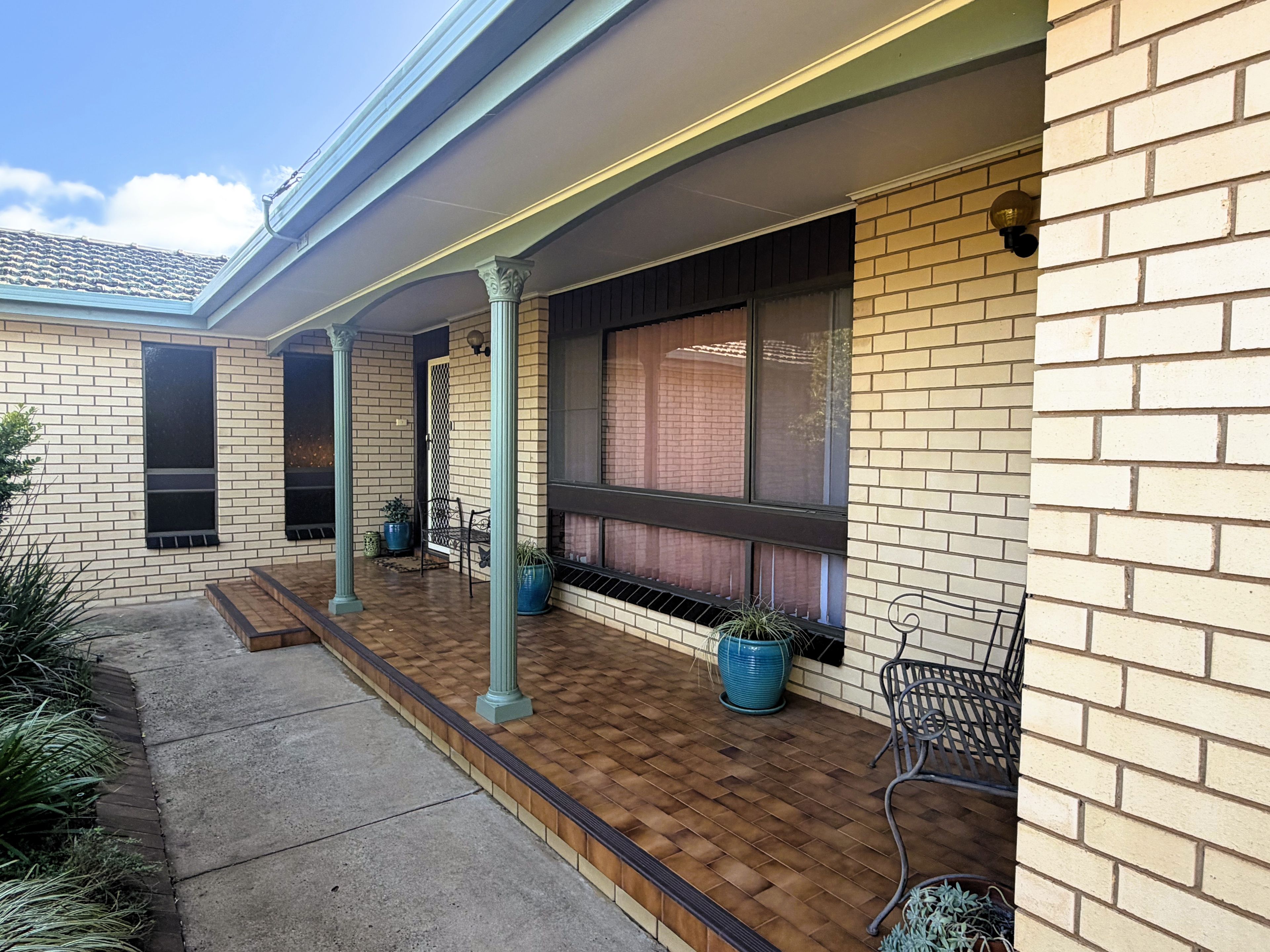 17 Hoad Street, Griffith, NSW 2680