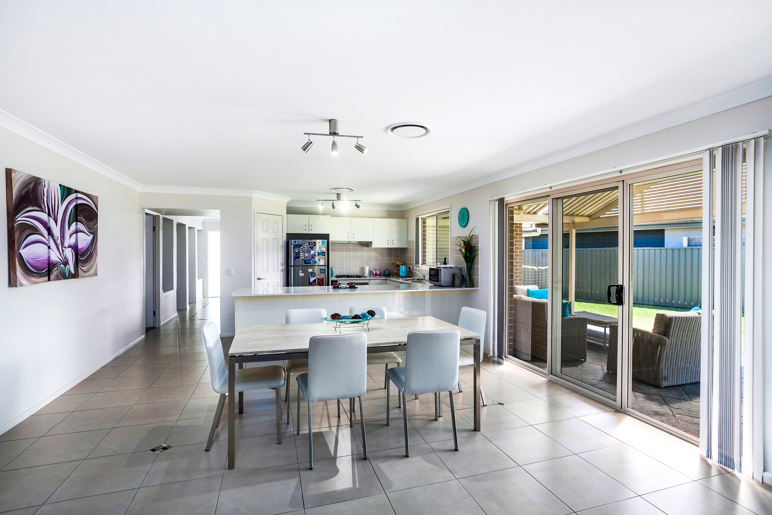 27 Johnston Avenue, Haywards Bay, NSW 2530